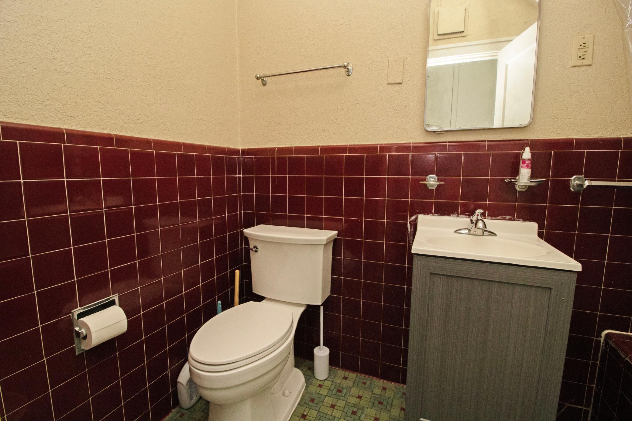 815 5th Avenue S Property Photo 22