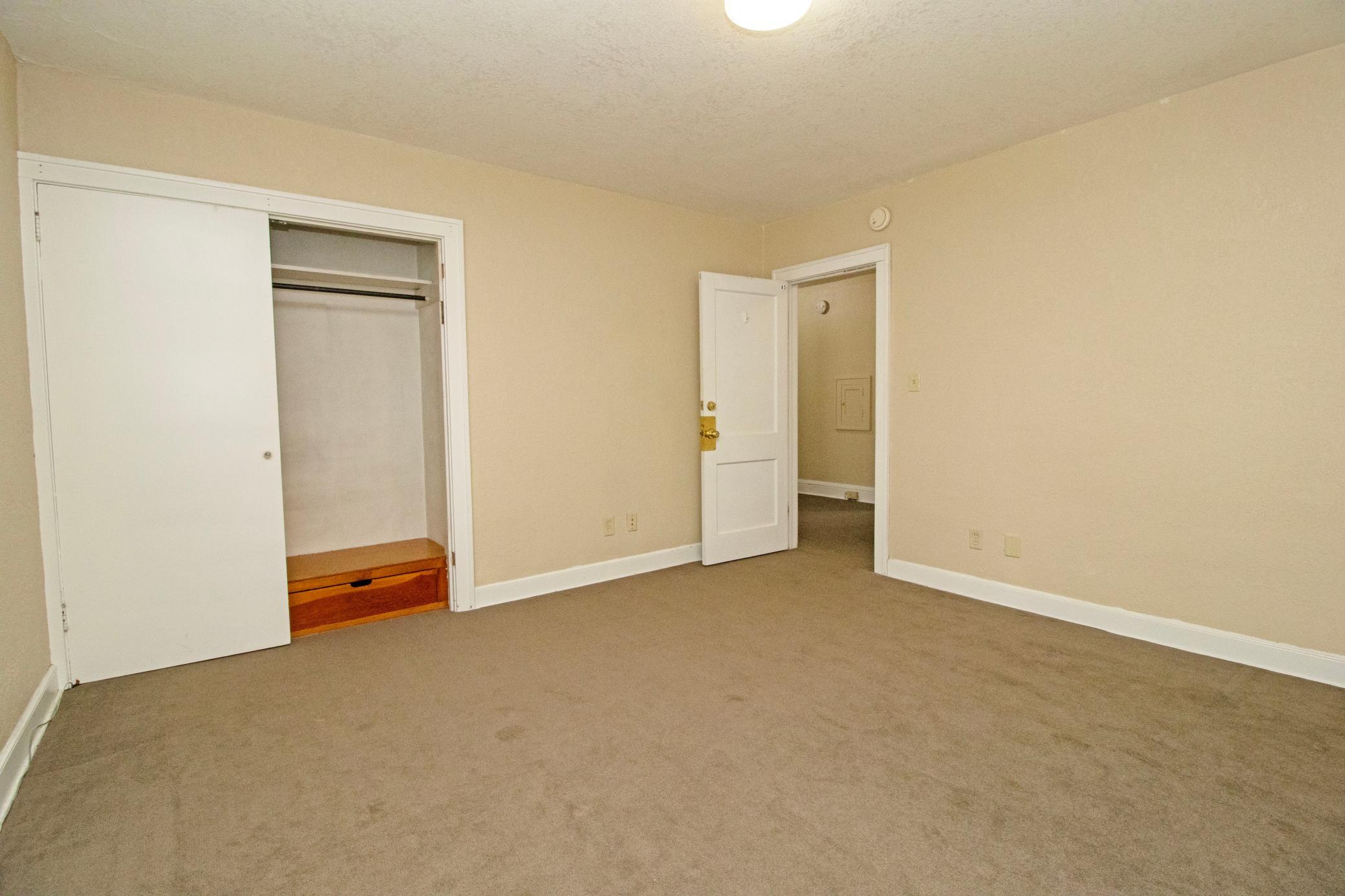 815 5th Avenue S Property Photo 28
