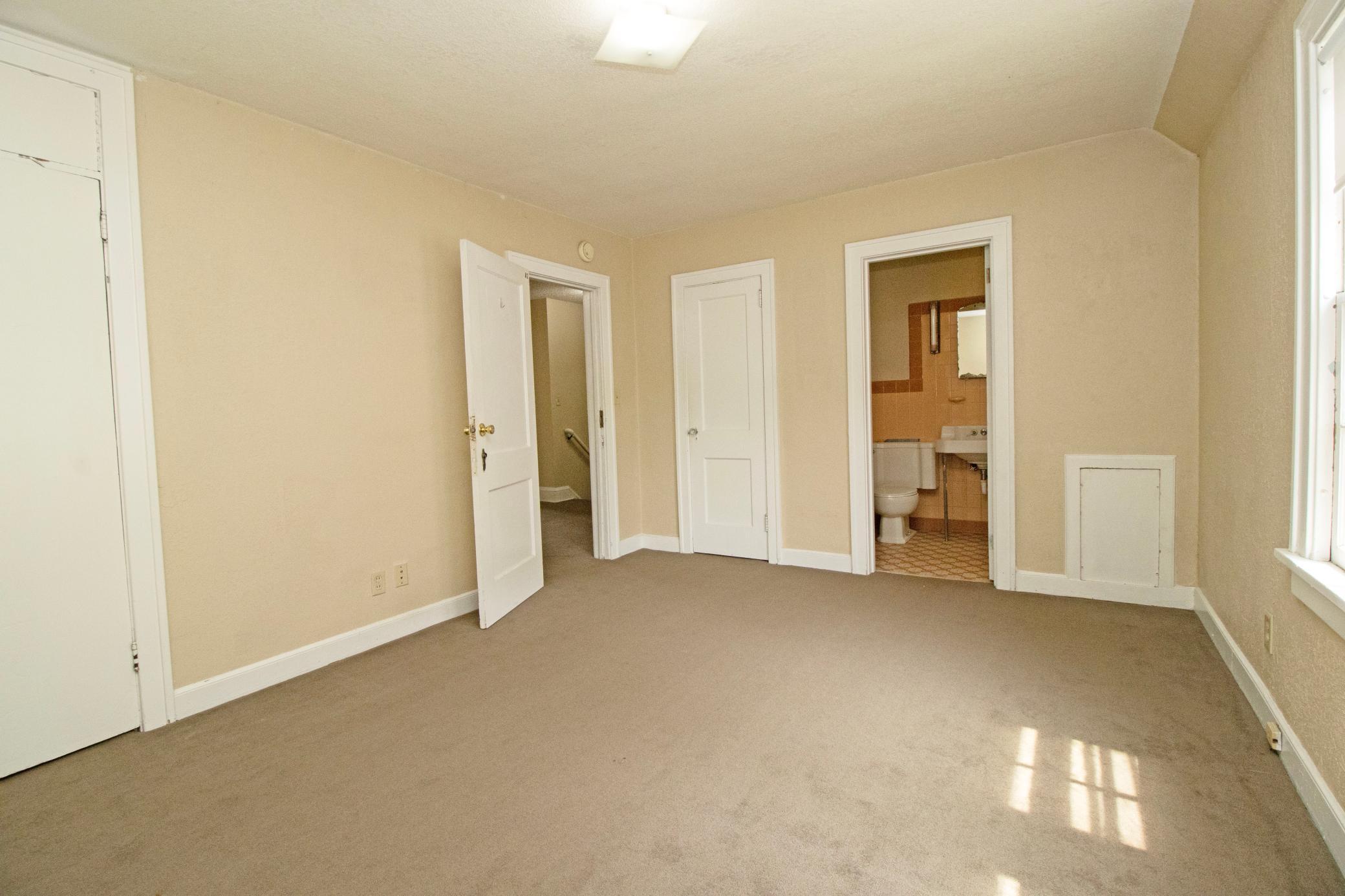 815 5th Avenue S Property Photo 31