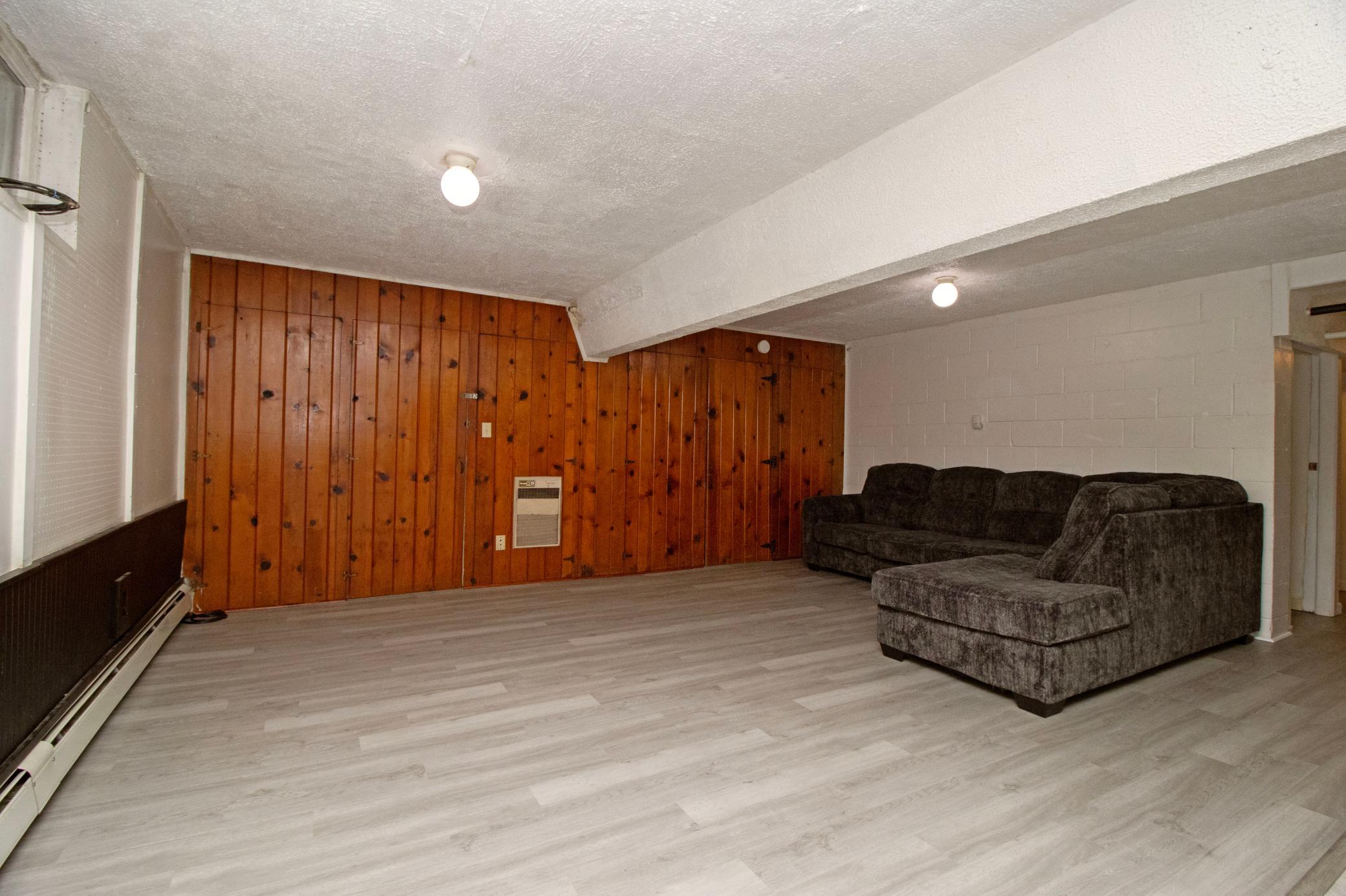 815 5th Avenue S Property Photo 42
