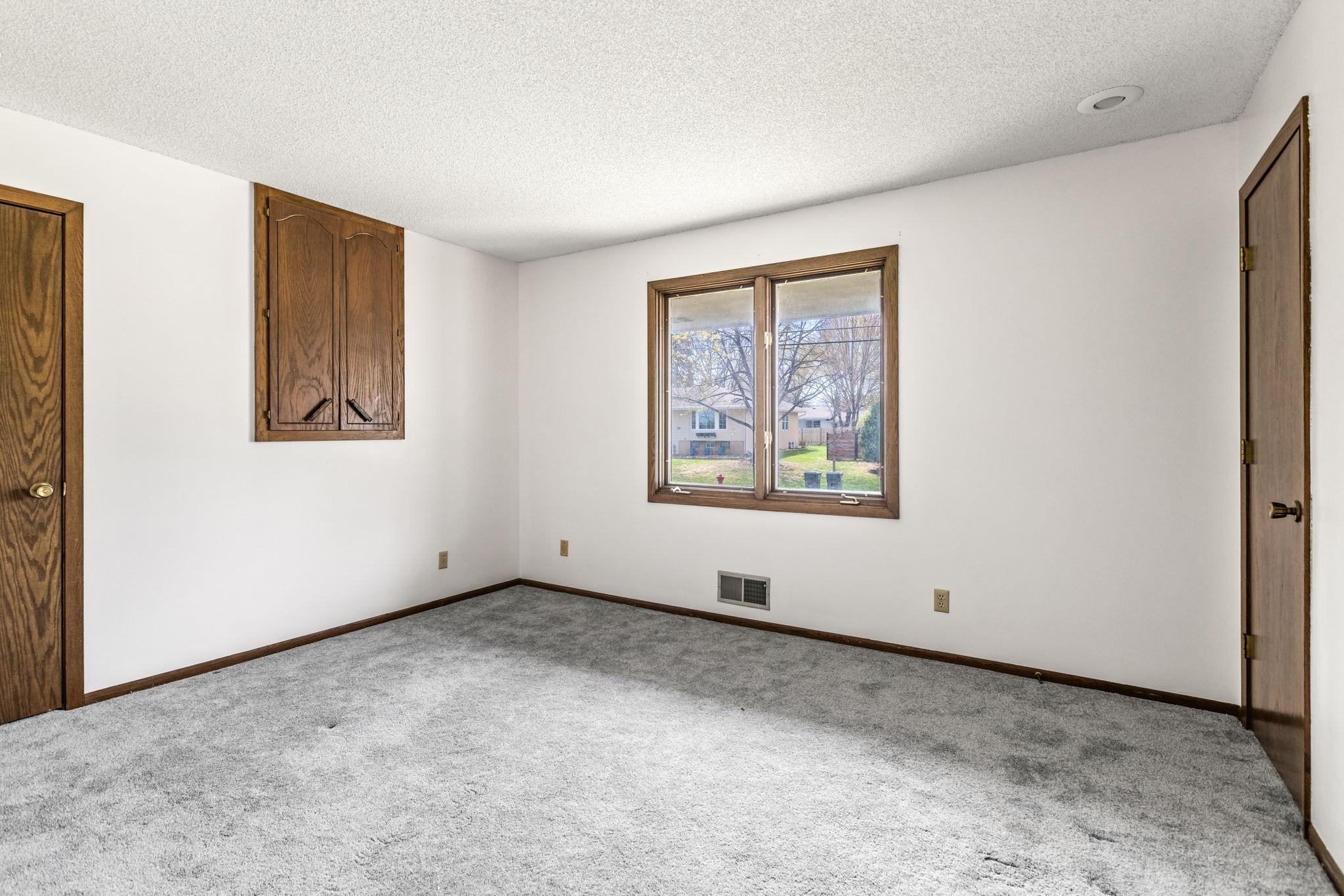 3301 Edgemere Avenue Property Photo 18