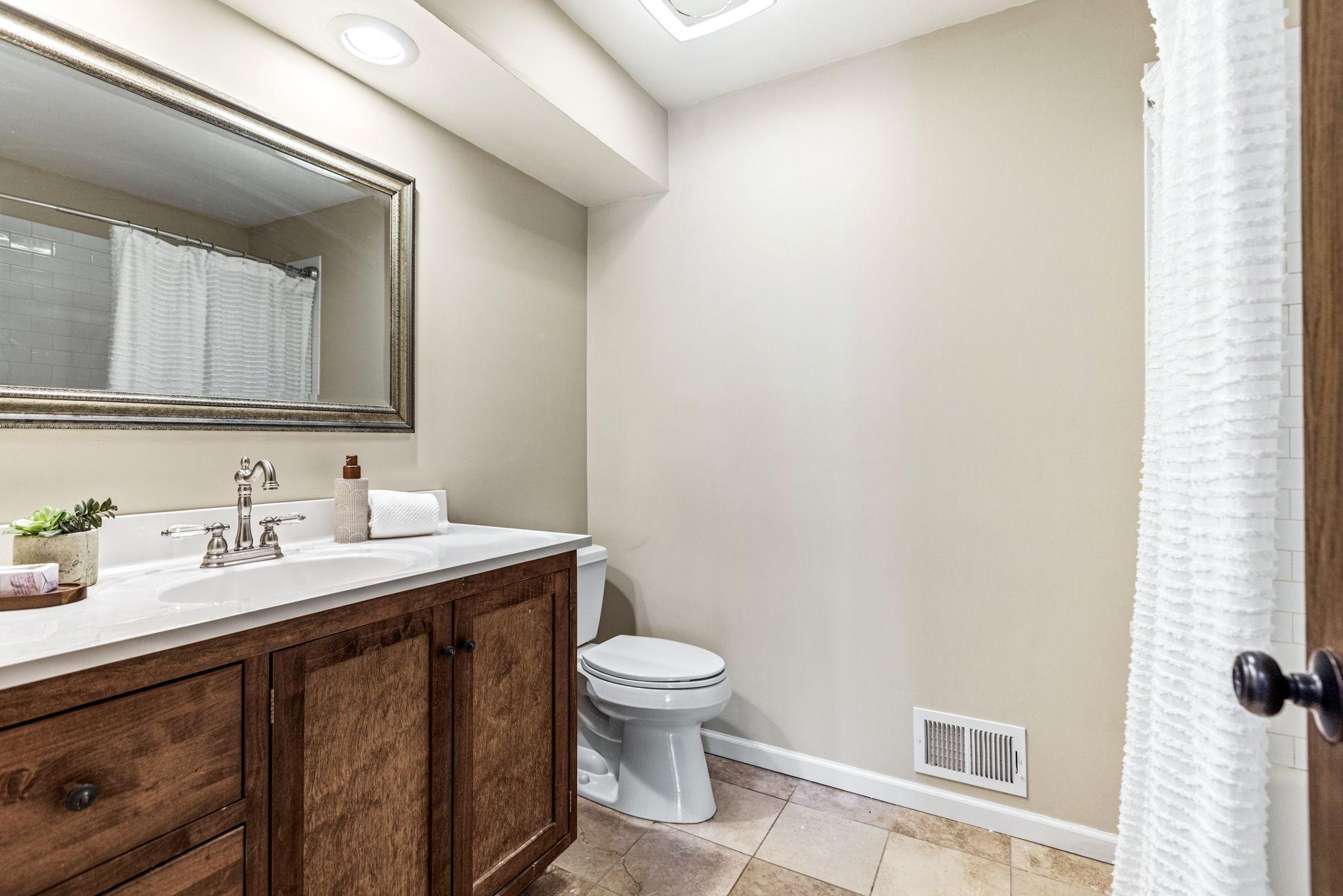 3301 Edgemere Avenue Property Photo 20