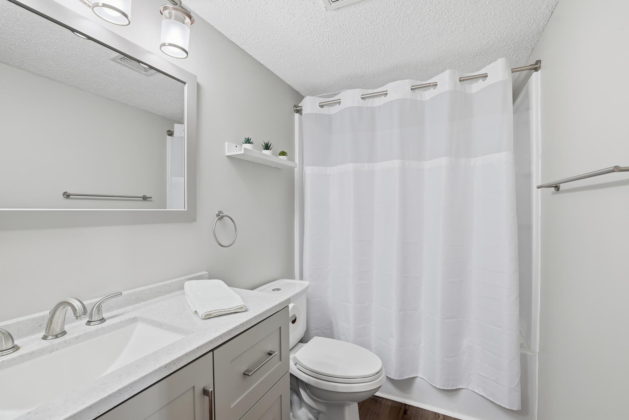 78 10th Street E 1802 Property Photo 18