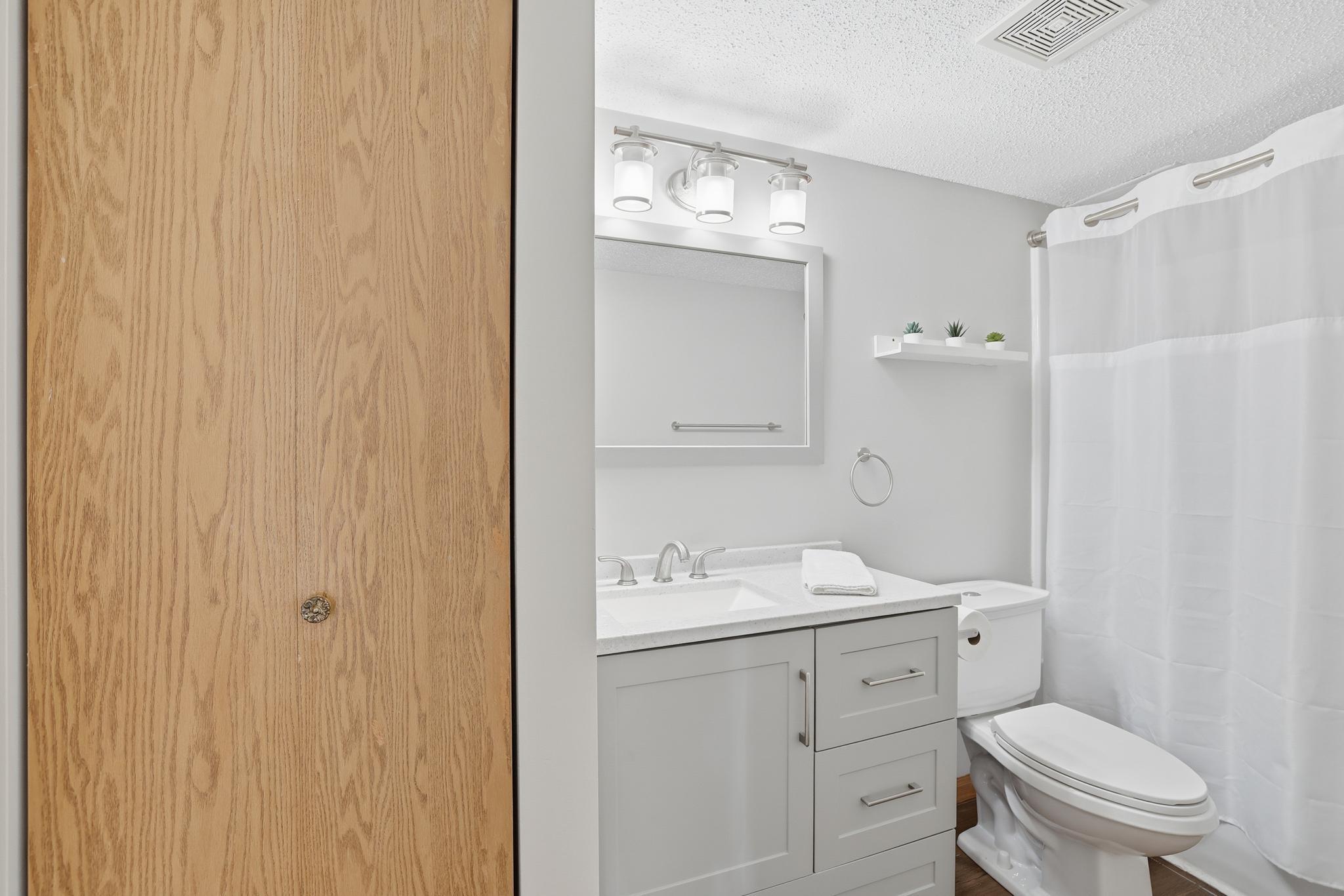 78 10th Street E 1802 Property Photo 19