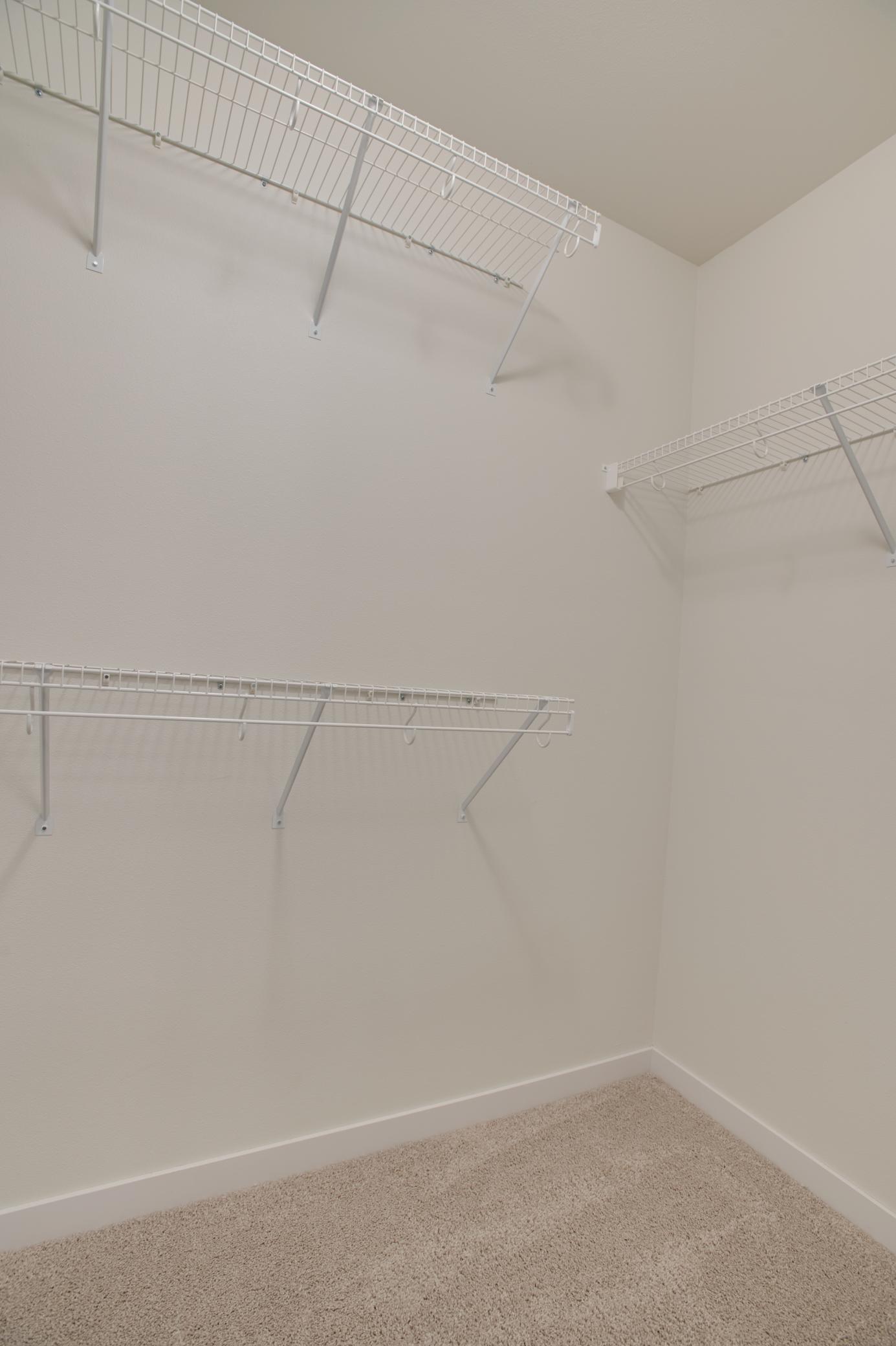6774 Belding Drive S Property Photo 10
