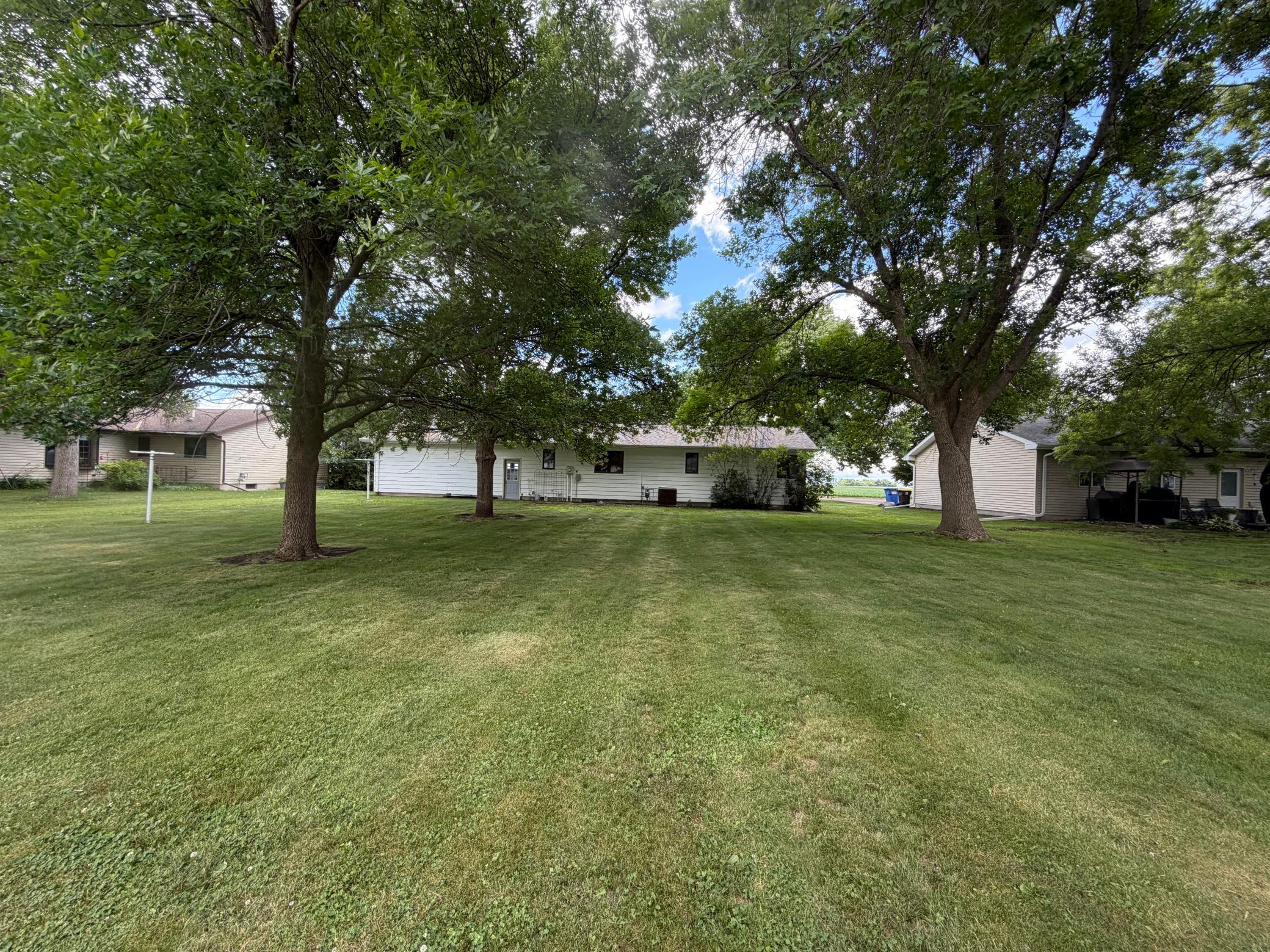 514 Fir Avenue Property Photo 4