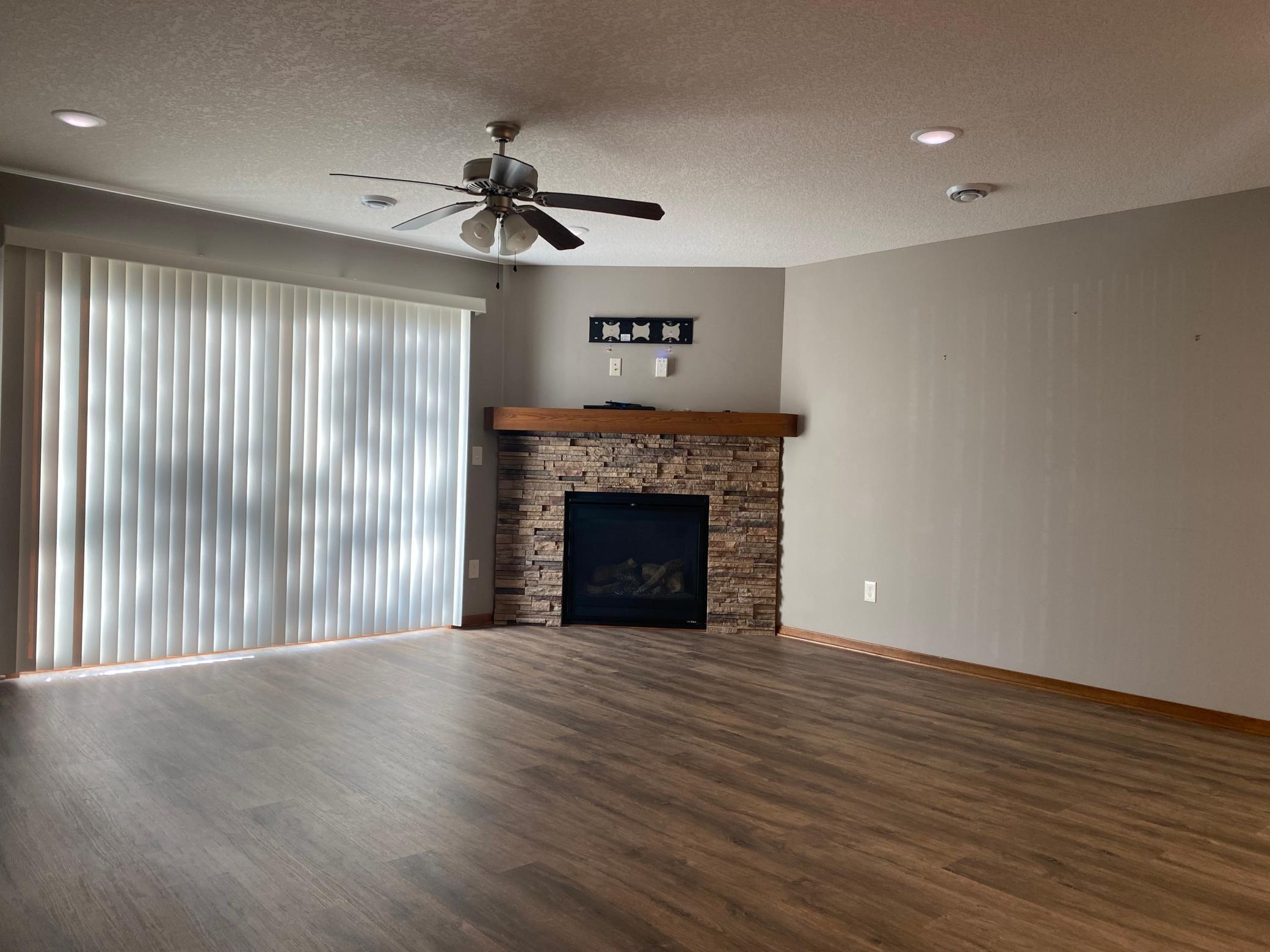 1316 Shady Lane Property Photo 4