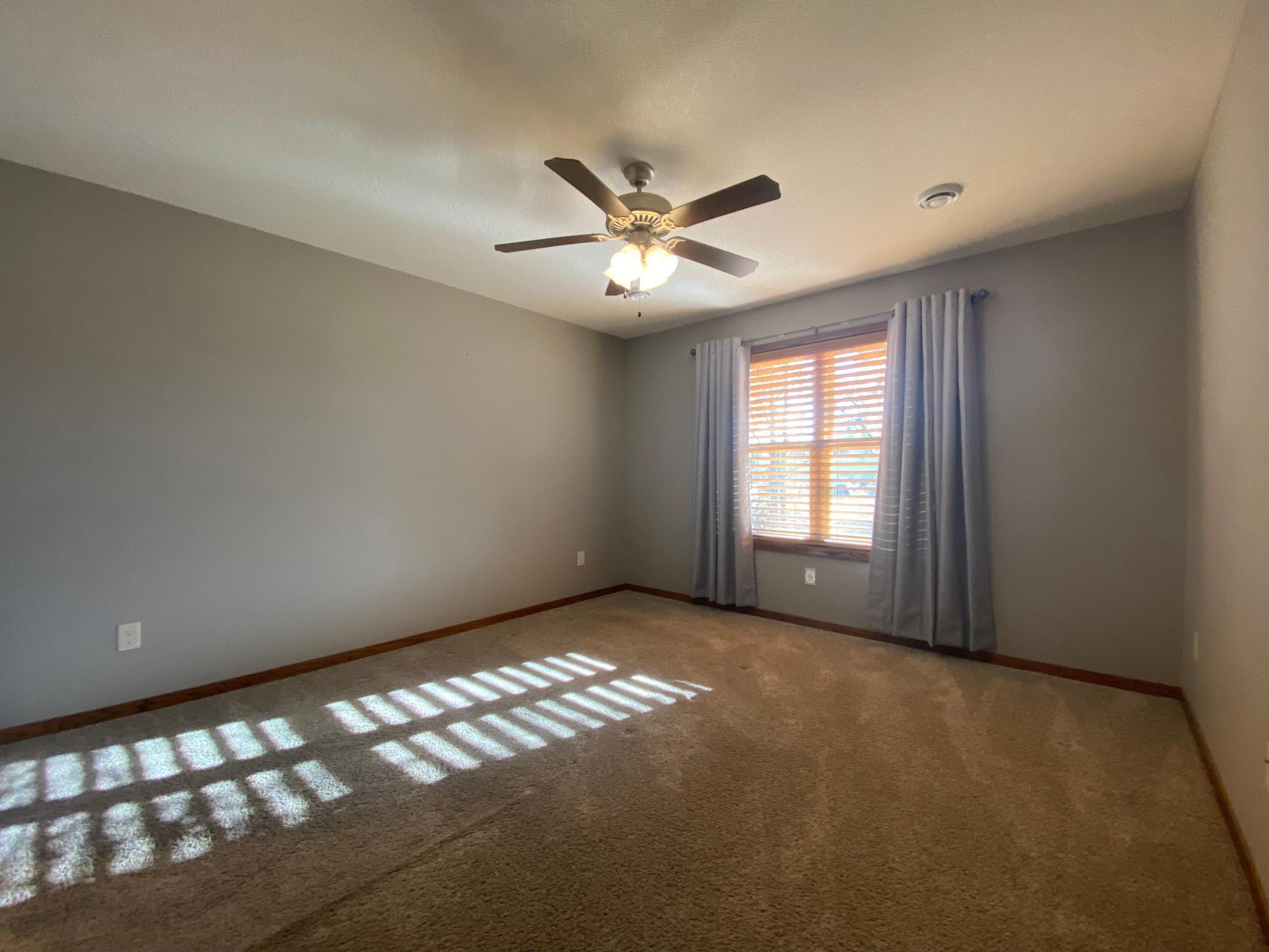 1316 Shady Lane Property Photo 5