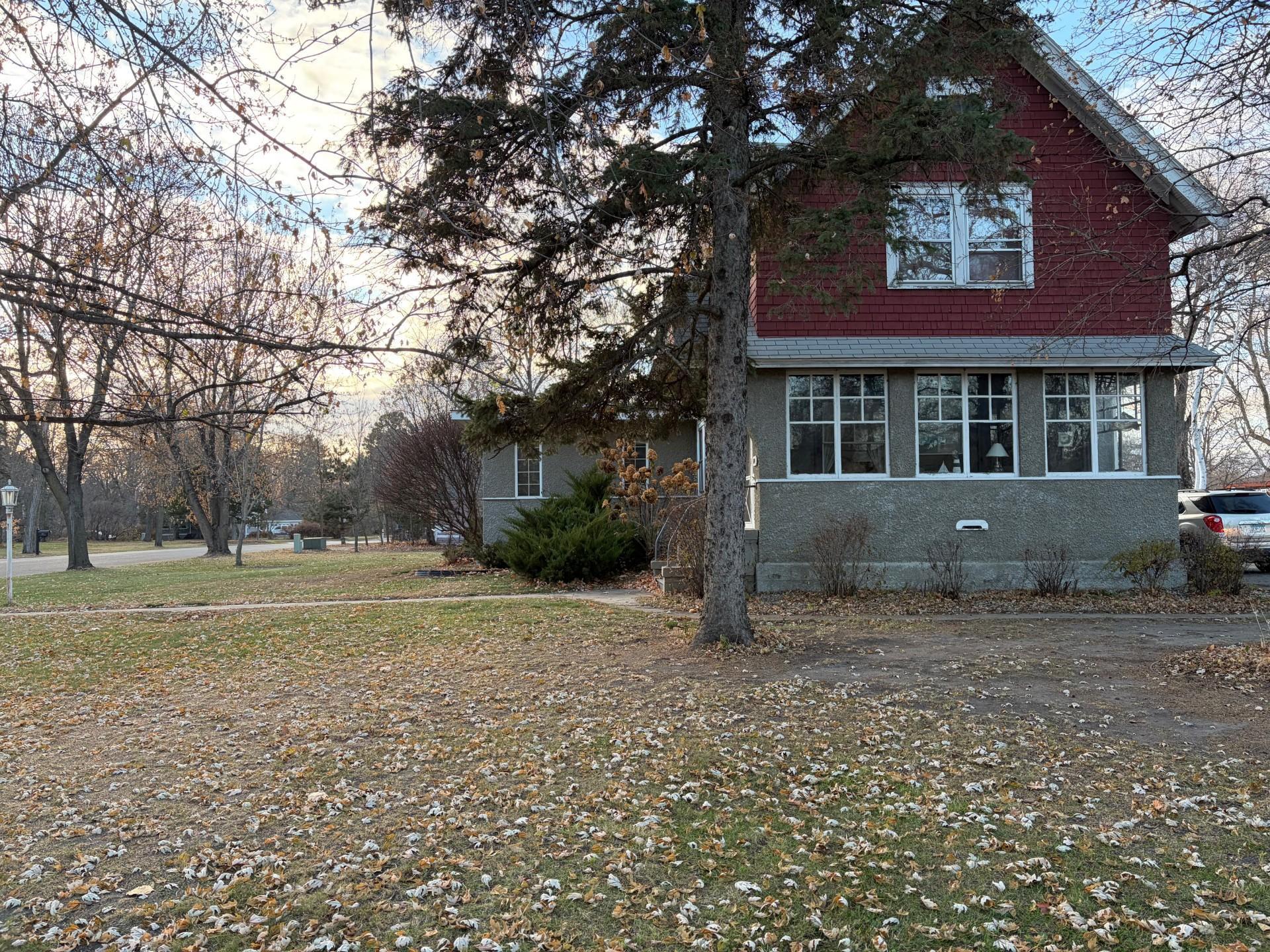 724 S Marshall Avenue Property Photo 4
