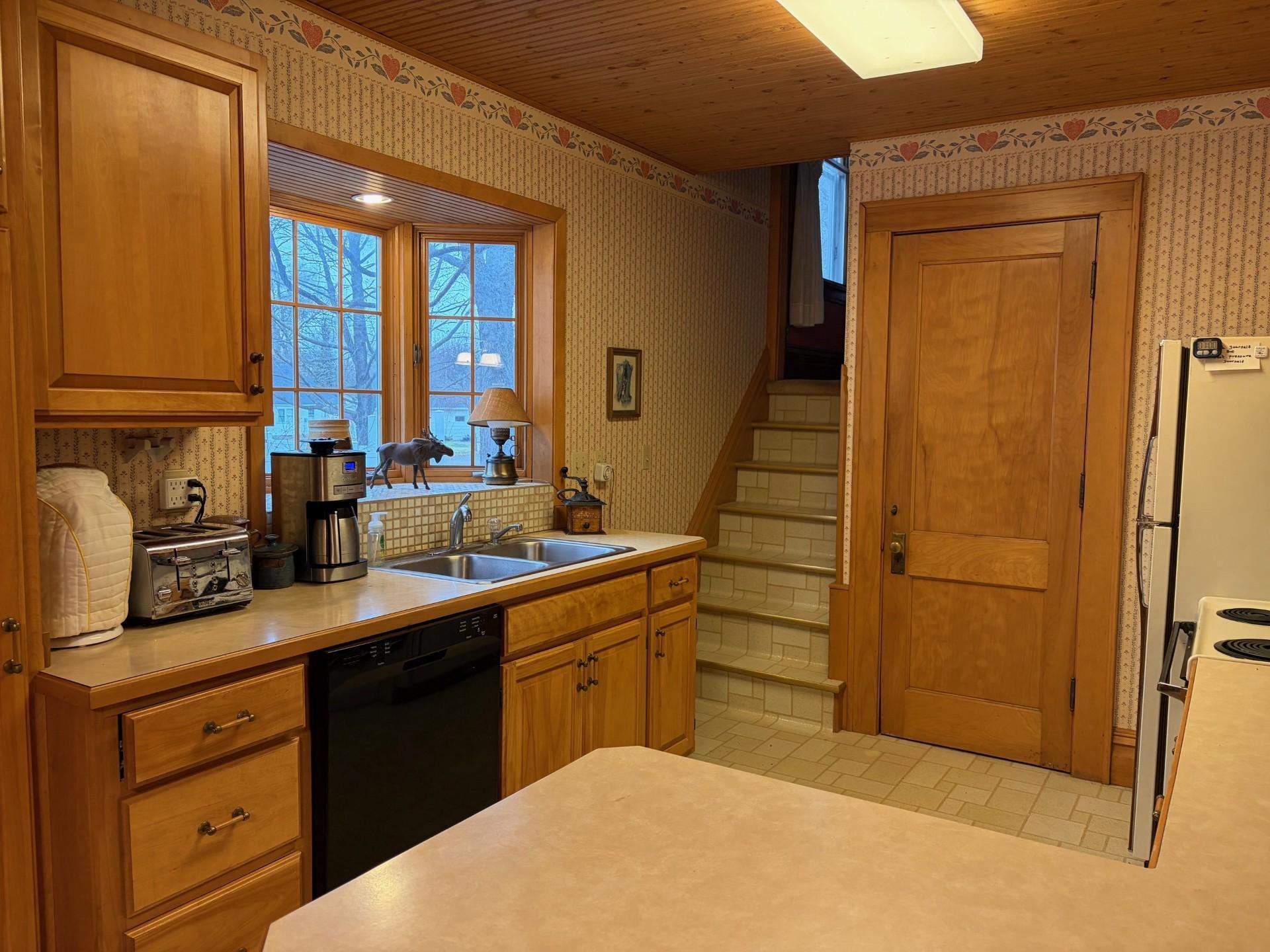 724 S Marshall Avenue Property Photo 13