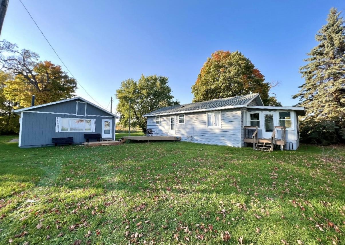 7925 Us Highway 169 Property Photo 4