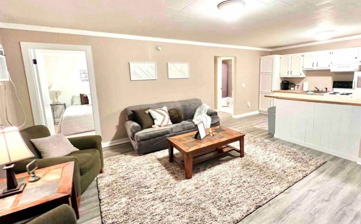 7925 Us Highway 169 Property Photo 17