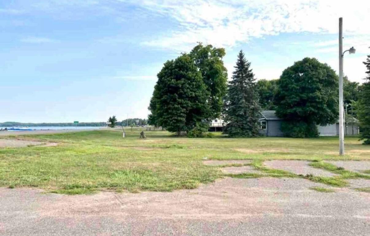 7925 Us Highway 169 Property Photo 29