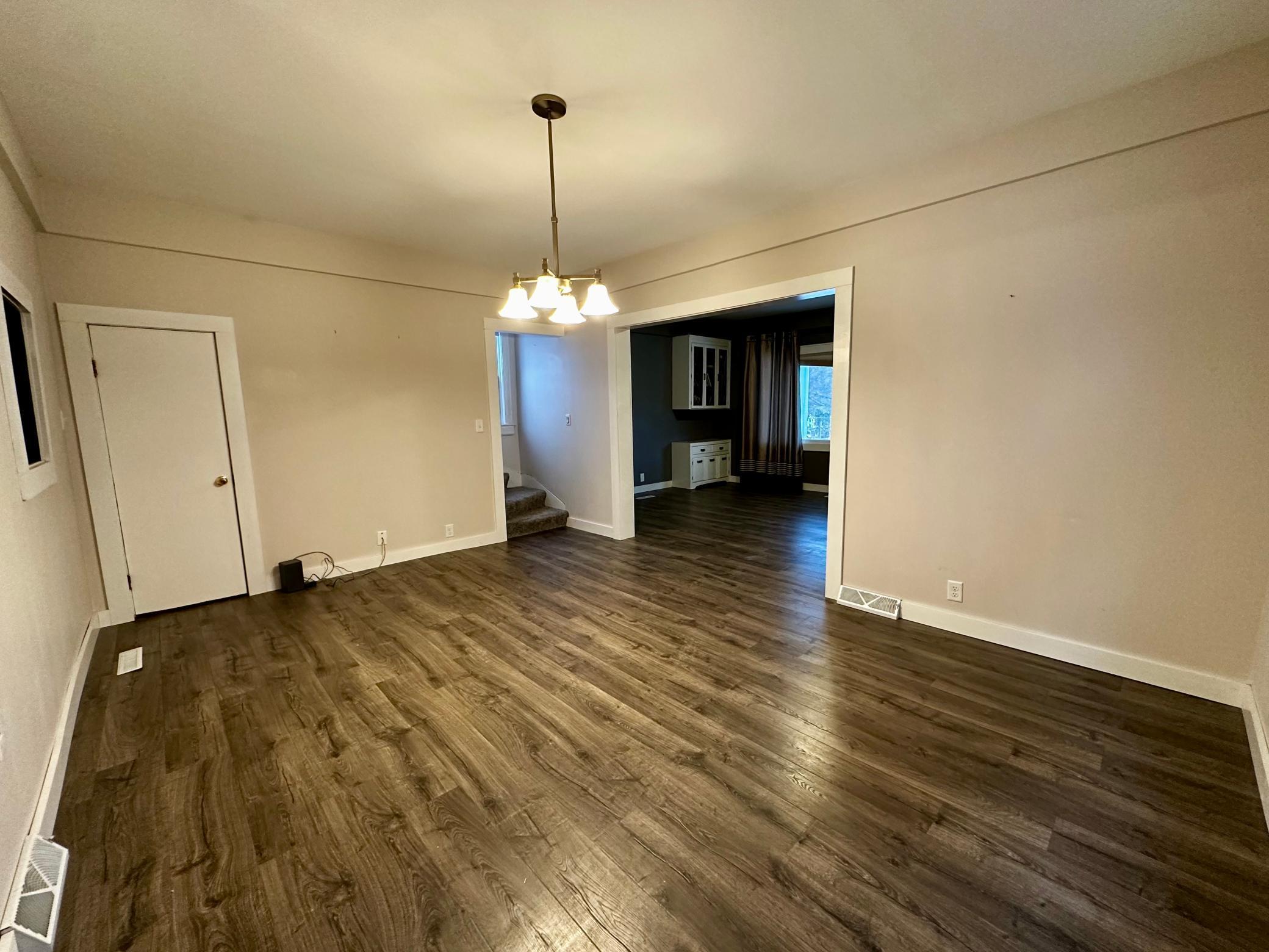 309 Coffee Street Property Photo 6