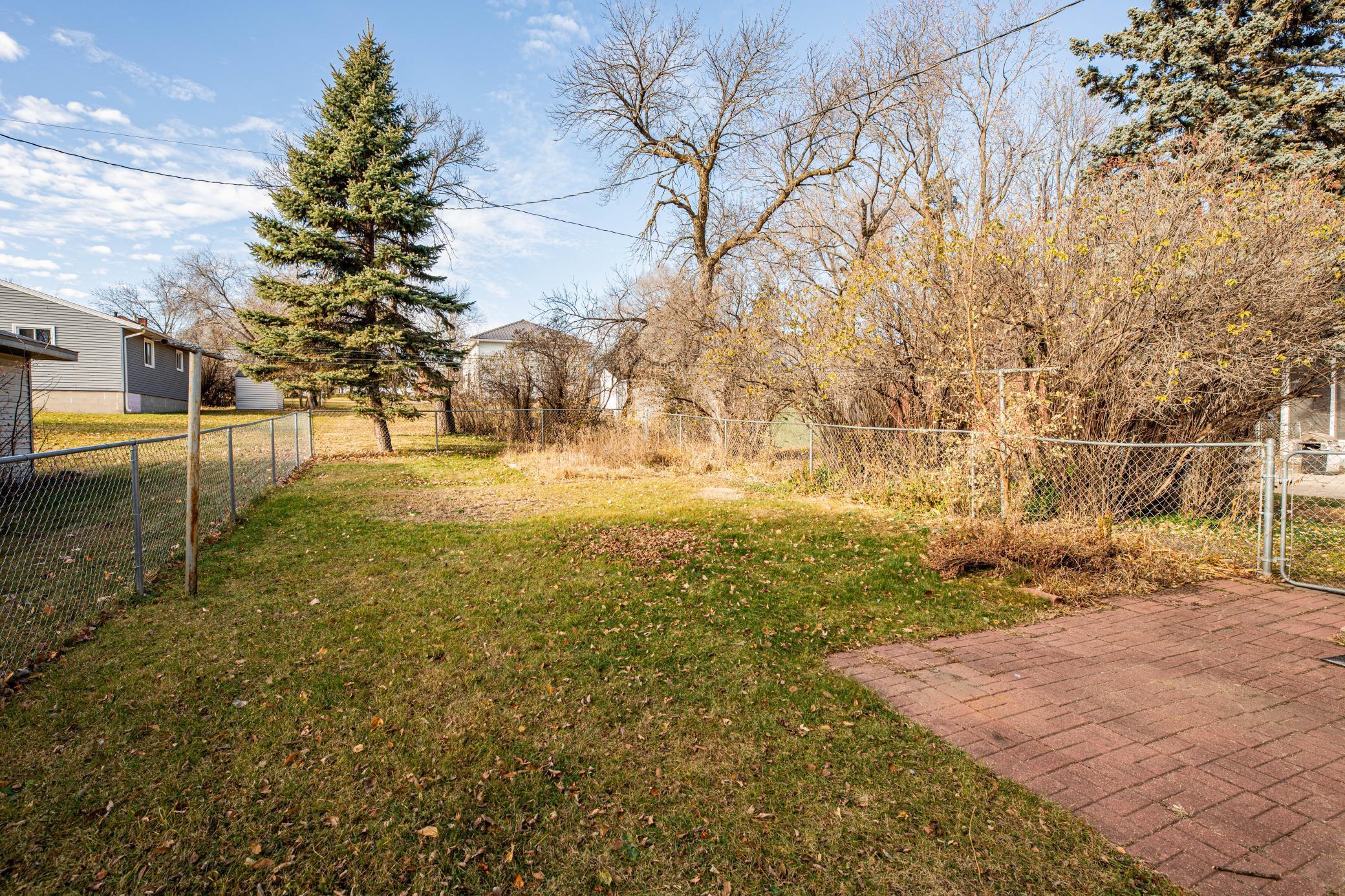 608 Ash Street Property Photo 9