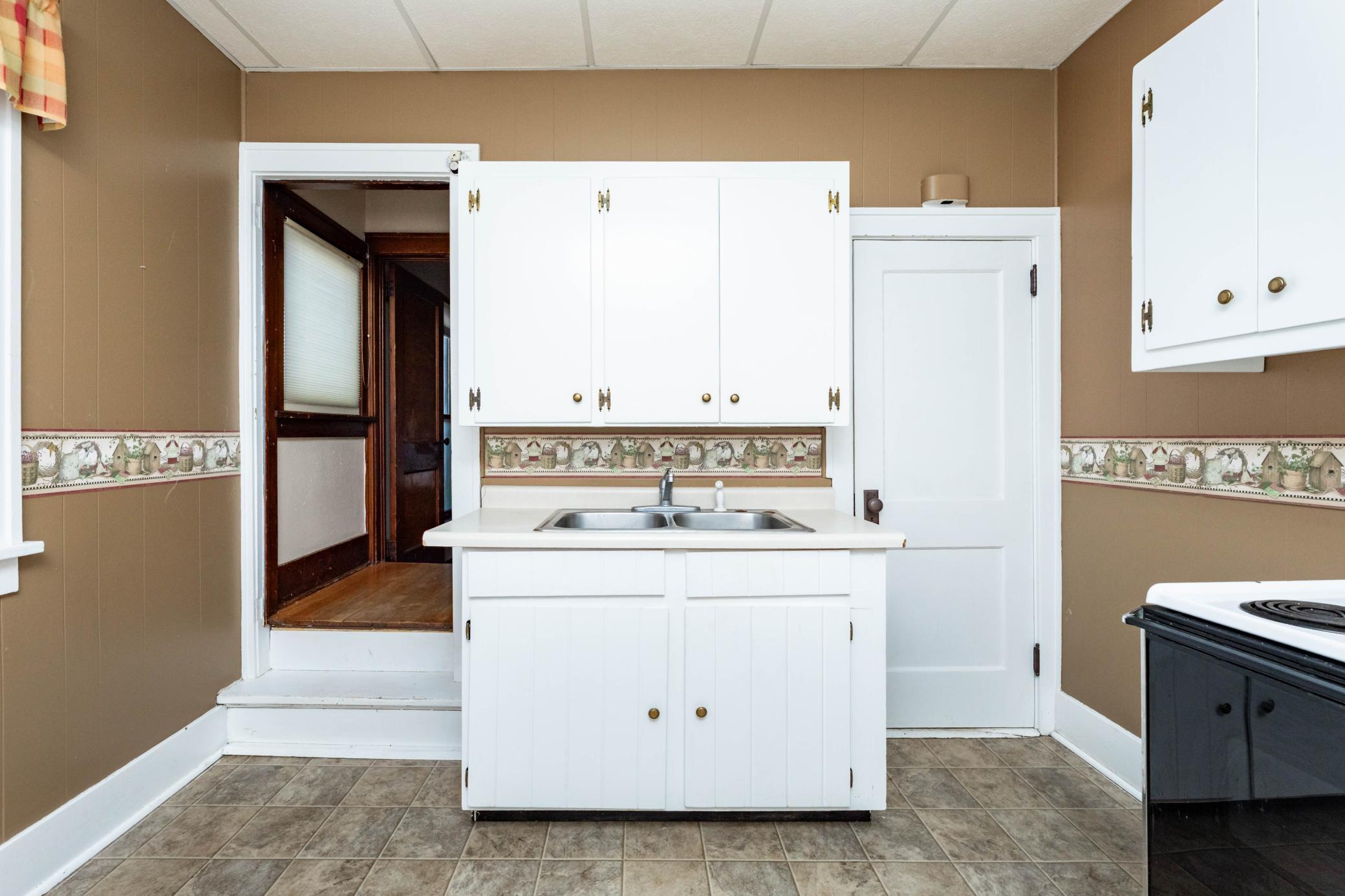 608 Ash Street Property Photo 18