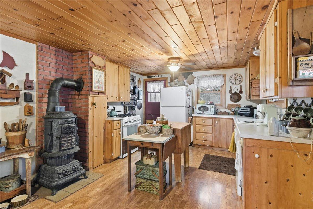 2170 County Road 5 Nw Property Photo 6