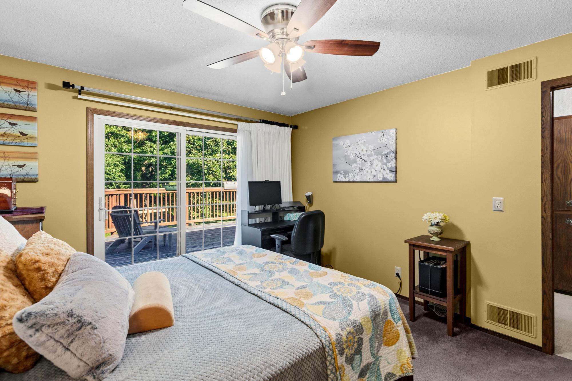 8135 Long Lake Road Property Photo 15