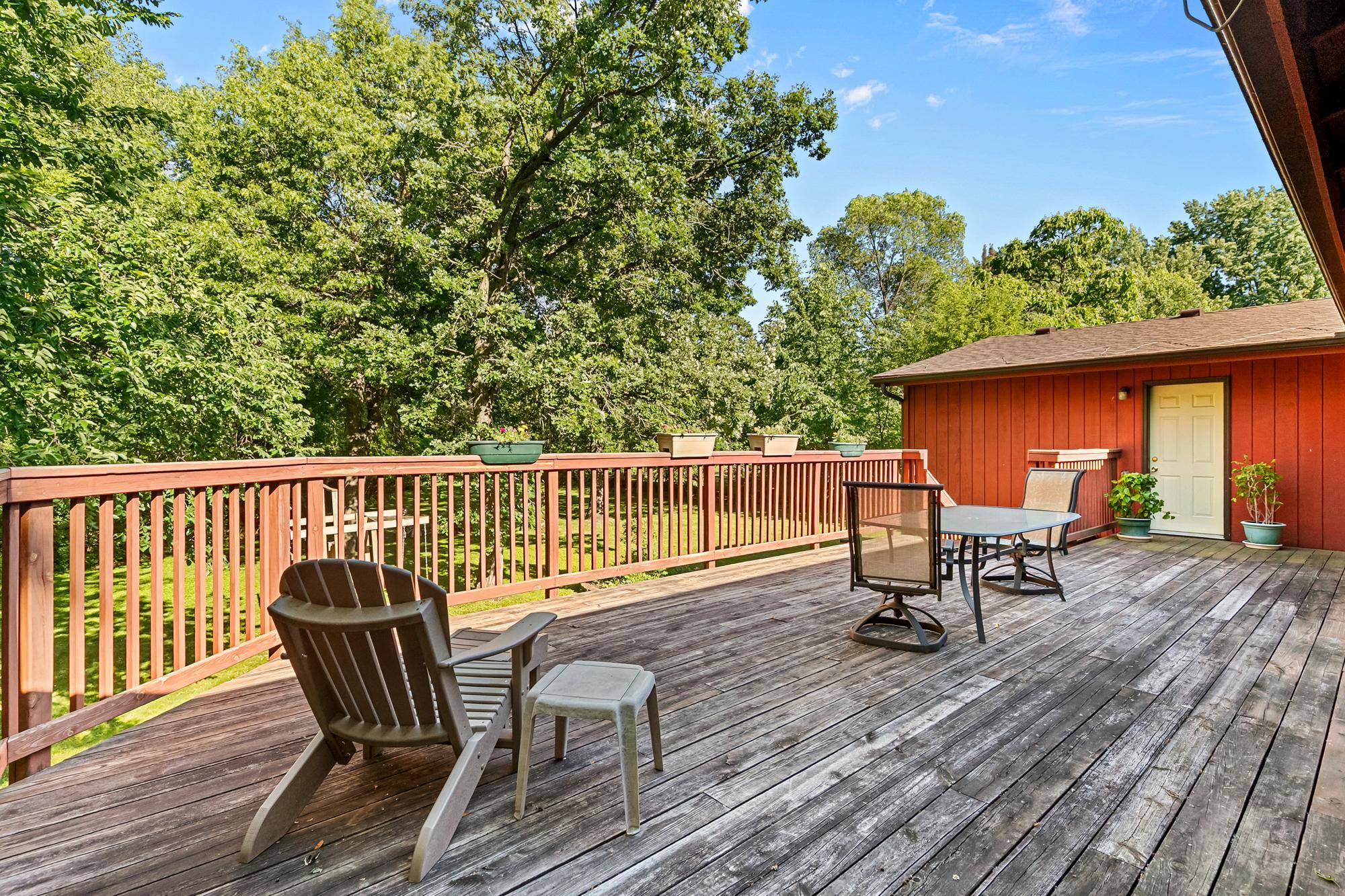 8135 Long Lake Road Property Photo 31