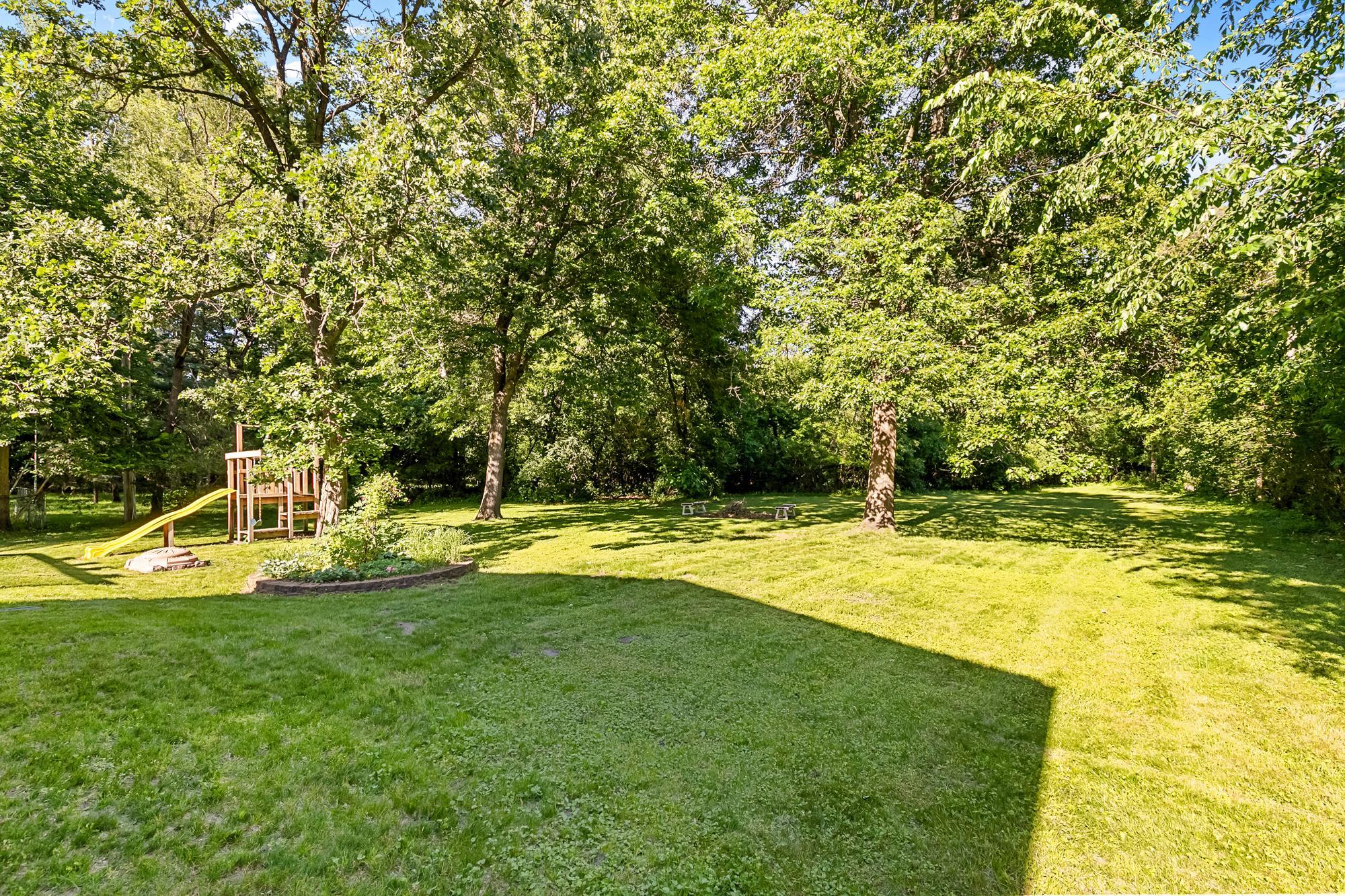 8135 Long Lake Road Property Photo 36