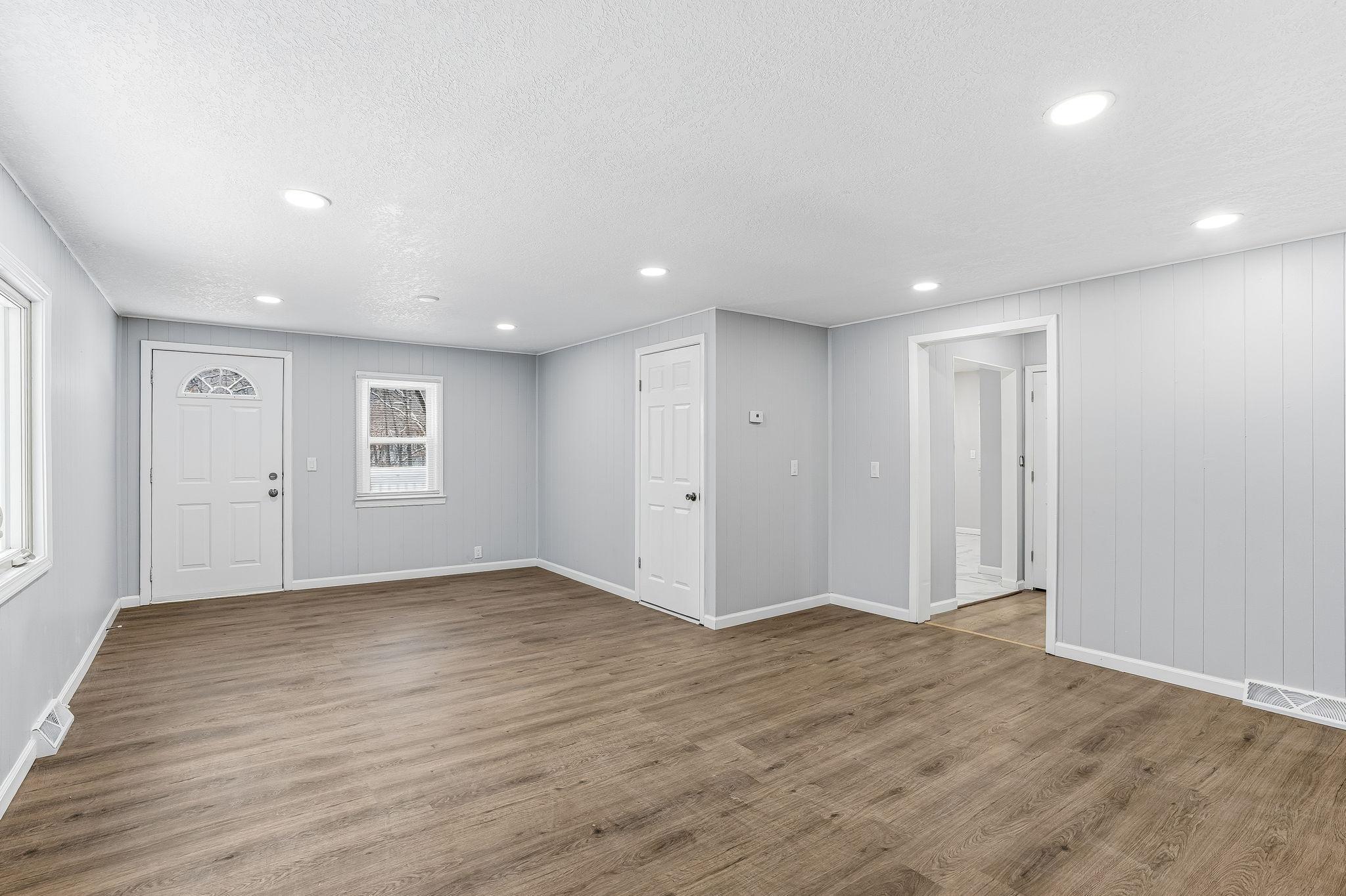 9350 Roy Road Property Photo 4