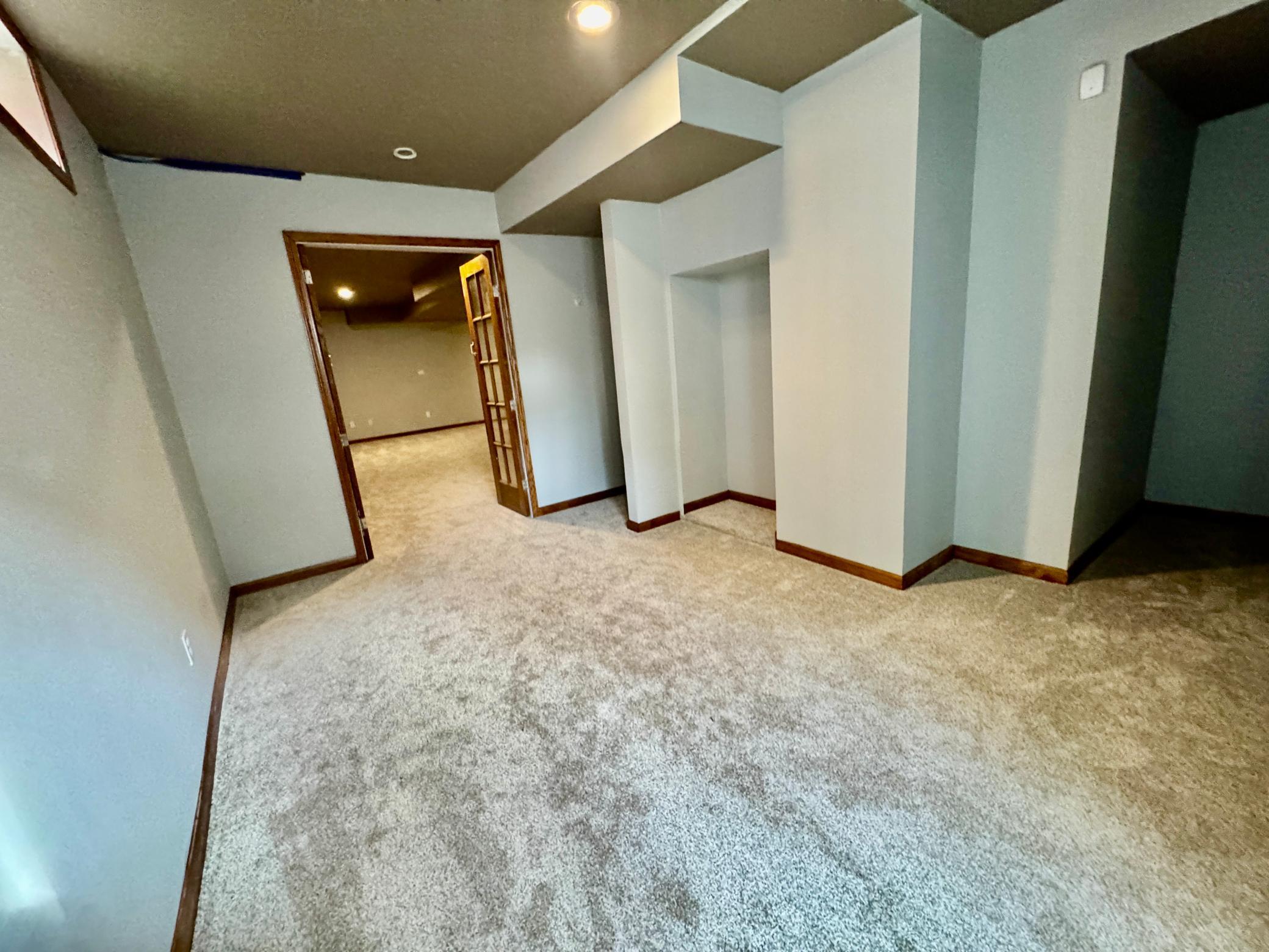 5239 N 6th Street Property Photo 13