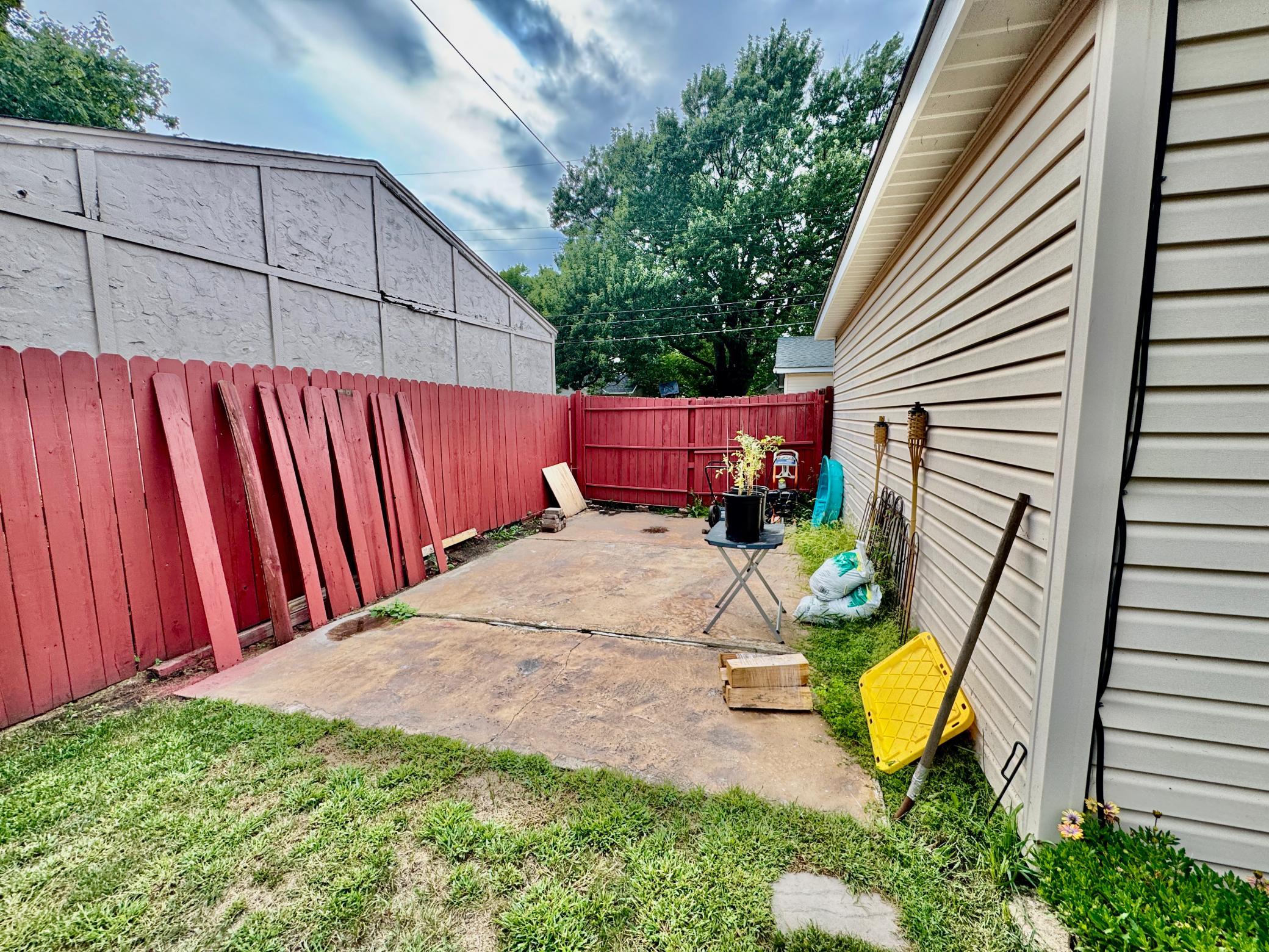 5239 N 6th Street Property Photo 43