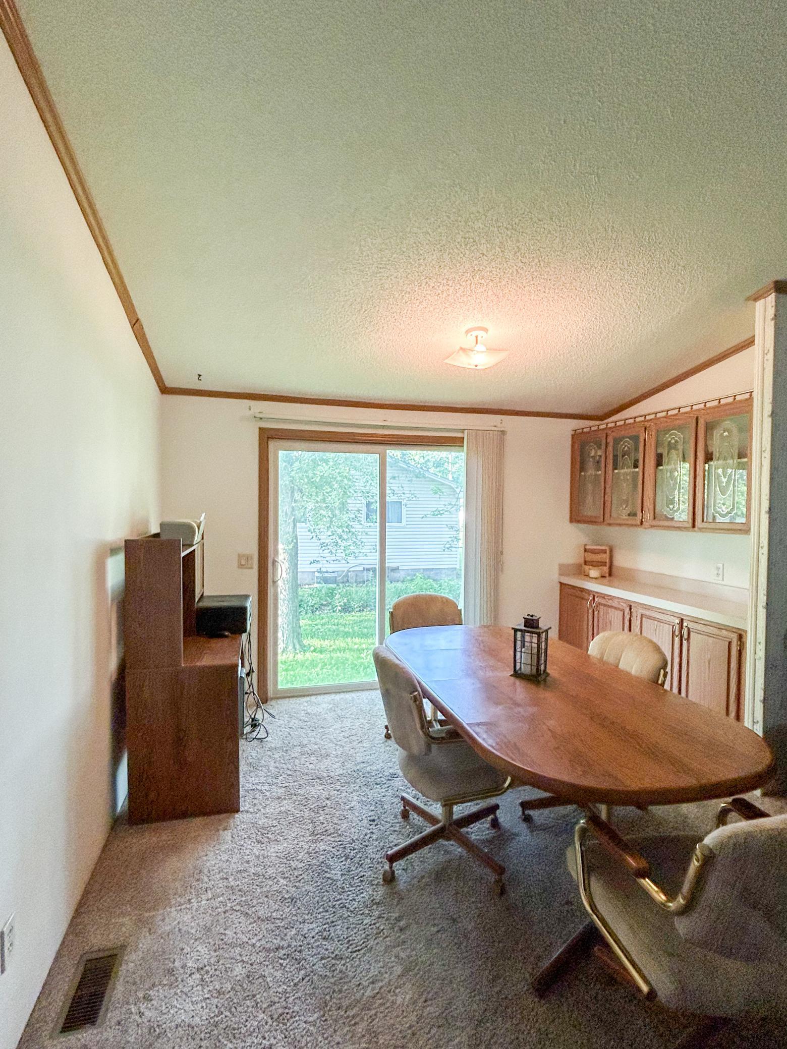 310 E Scott Street Property Photo 6