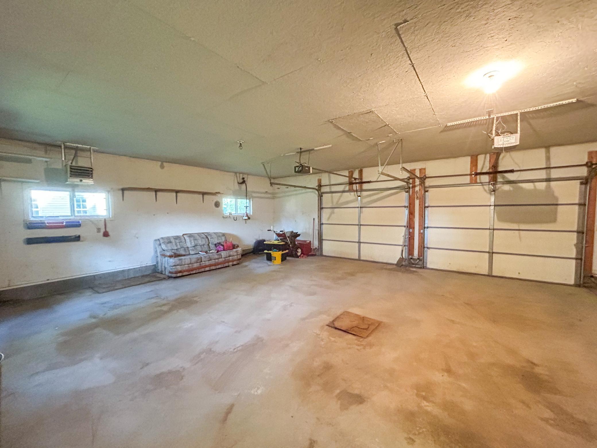 310 E Scott Street Property Photo 20