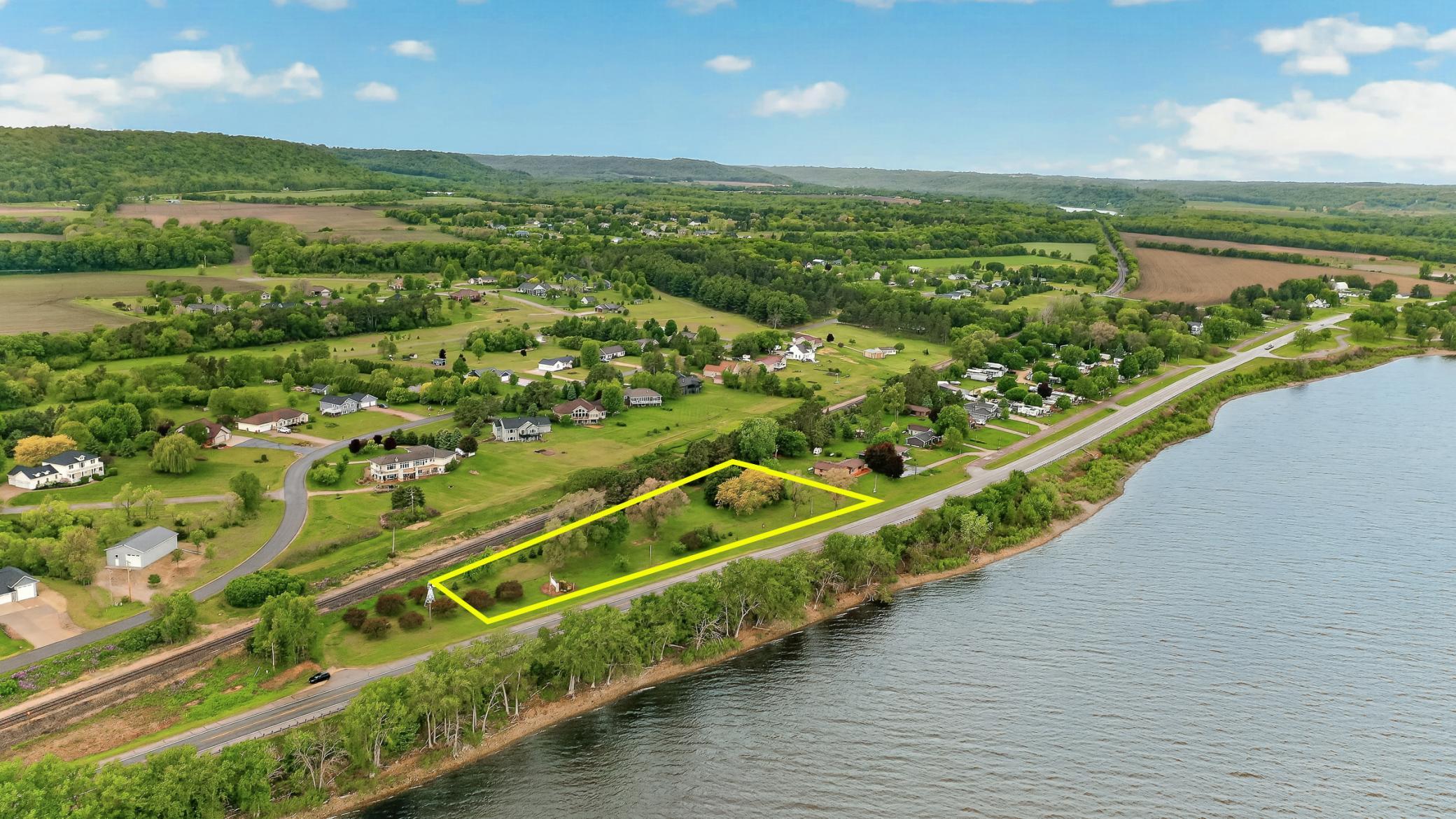 36724 Highway 61 Boulevard Property Photo 1