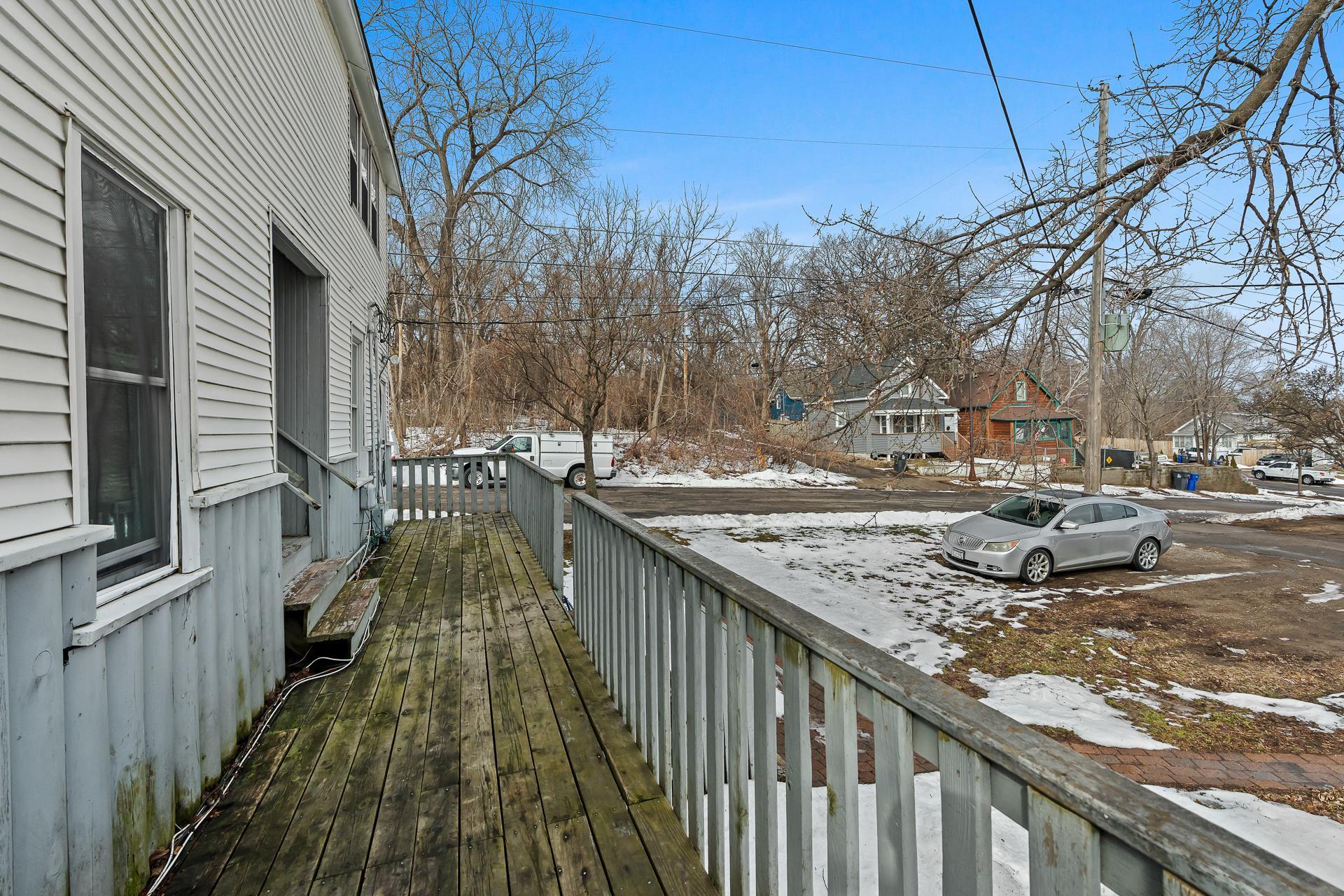 485 Belvidere Street E Property Photo 8