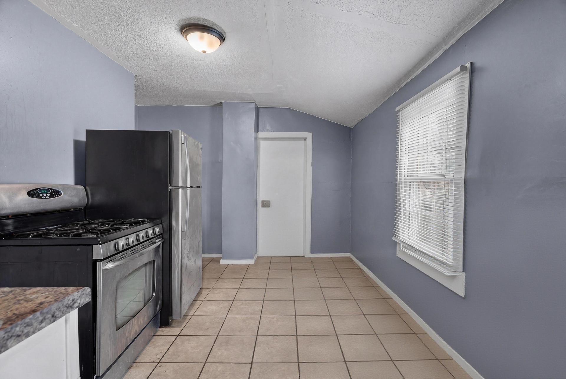 485 Belvidere Street E Property Photo 28