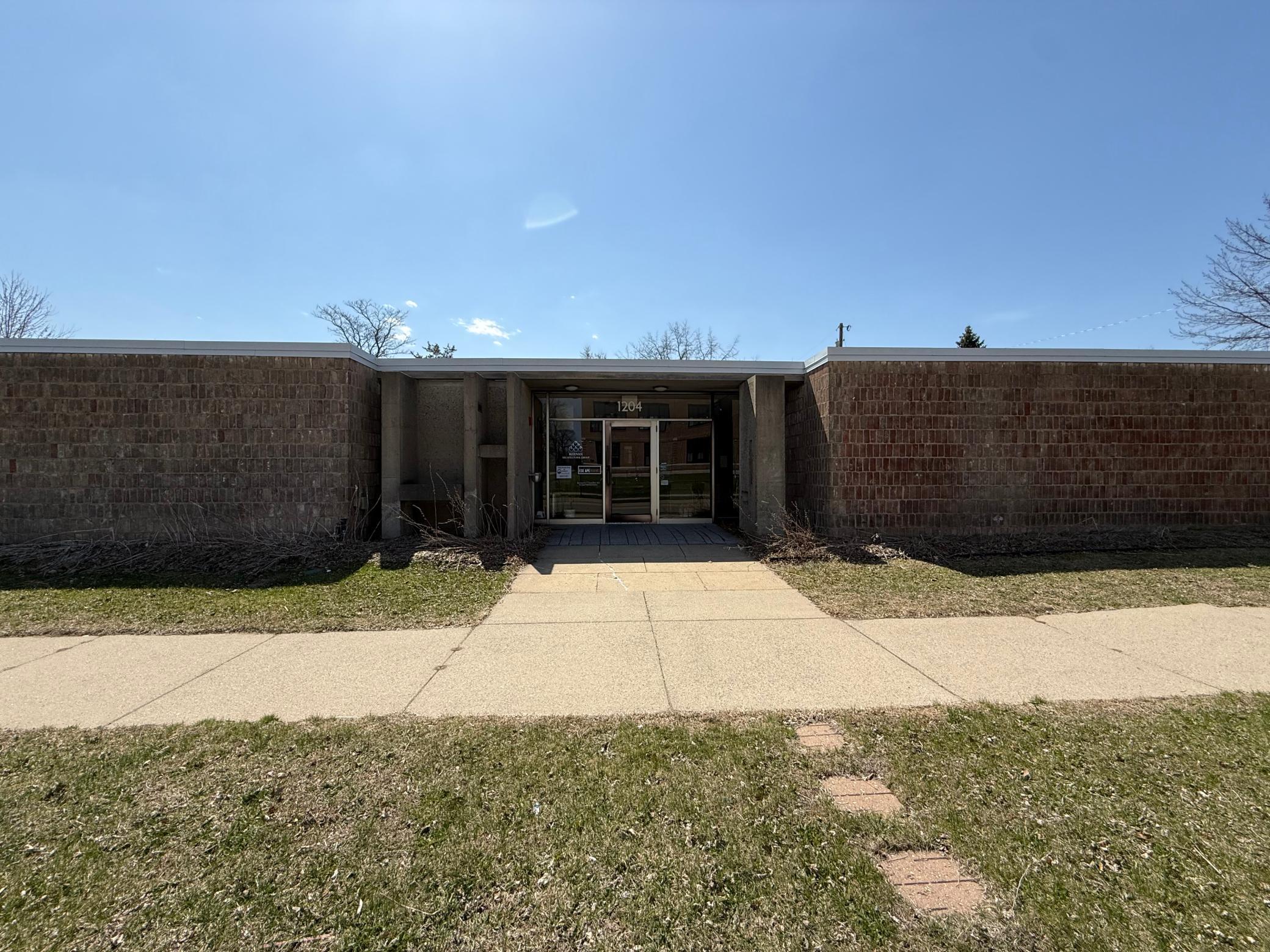 1204 7th Street S Property Photo 4