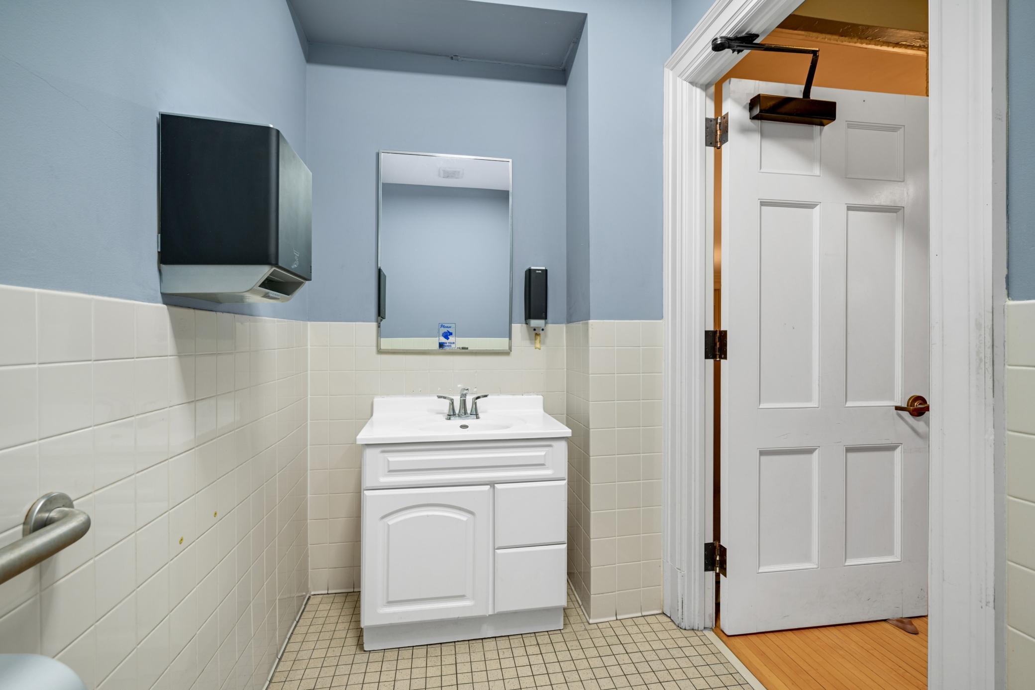 2318 Park Avenue Property Photo 22