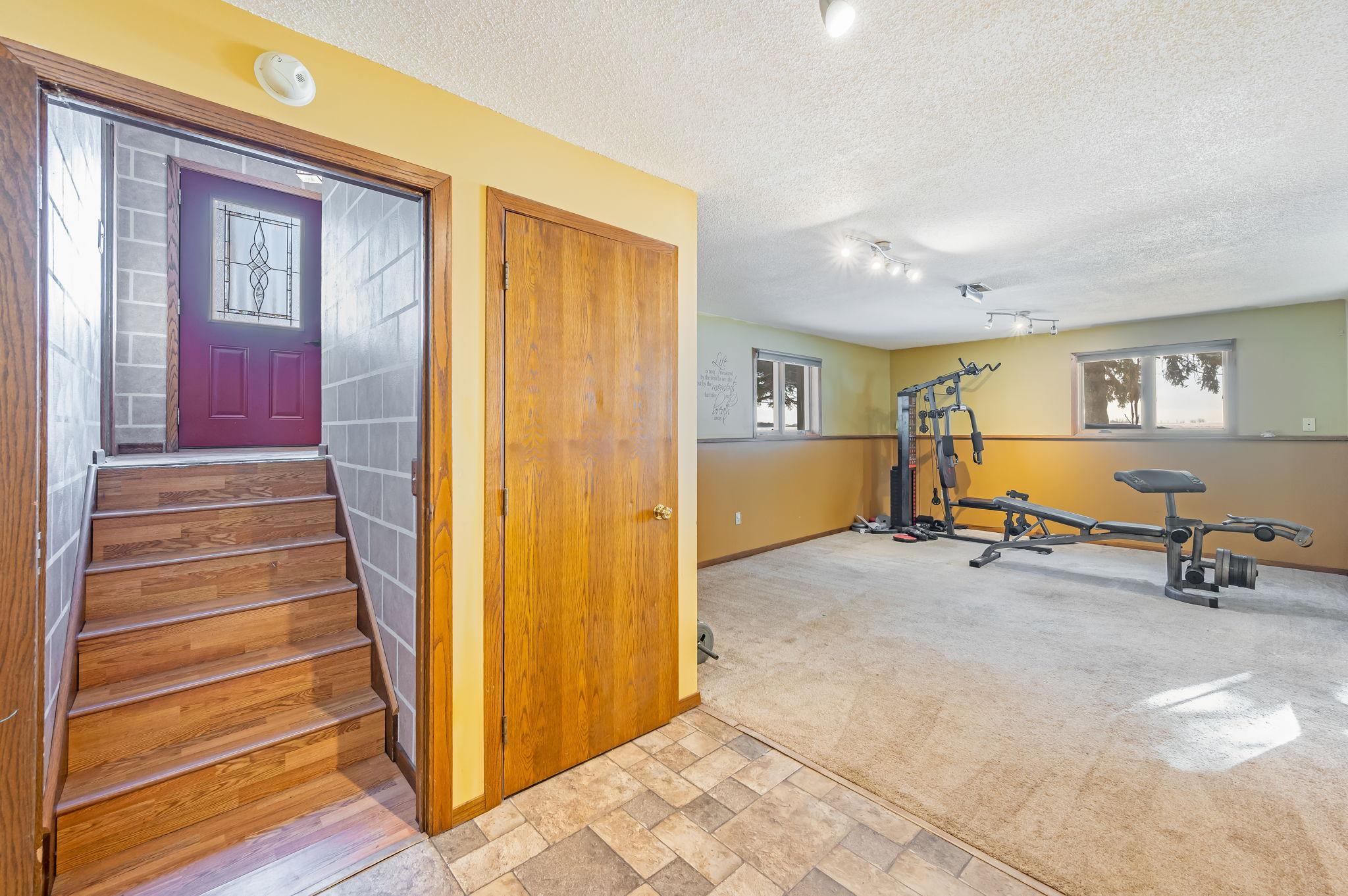 225 S 7th Avenue E E Property Photo 21