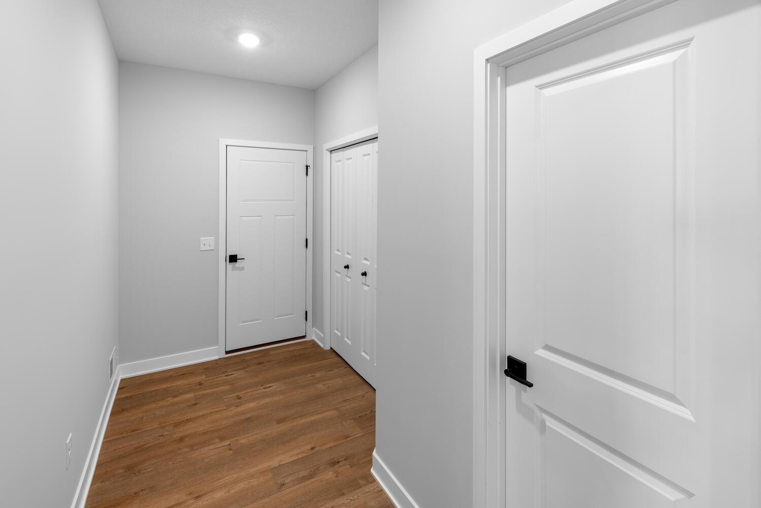 16651 S Manor Road Property Photo 10
