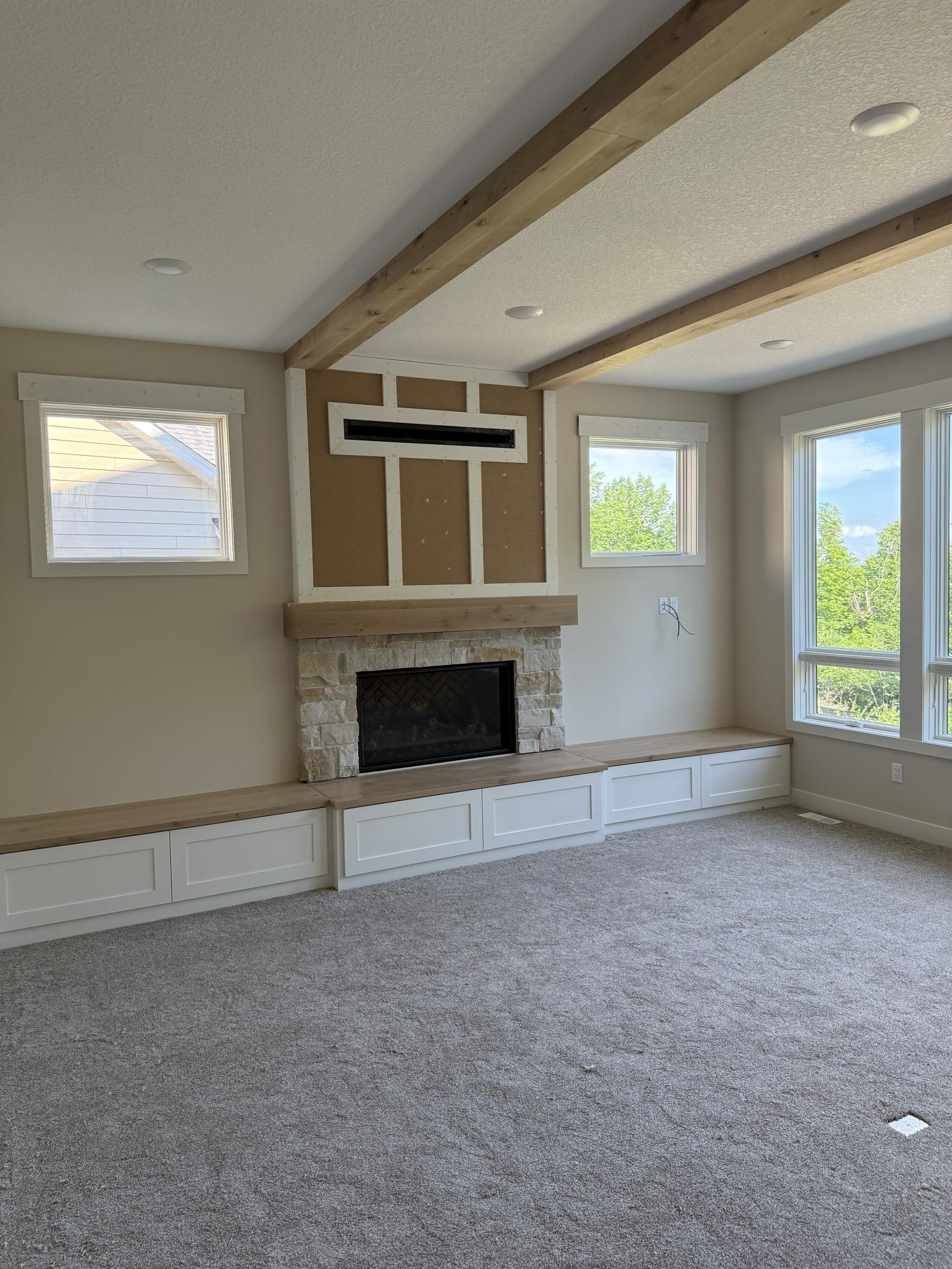 3741 Brookside Drive Property Photo 2