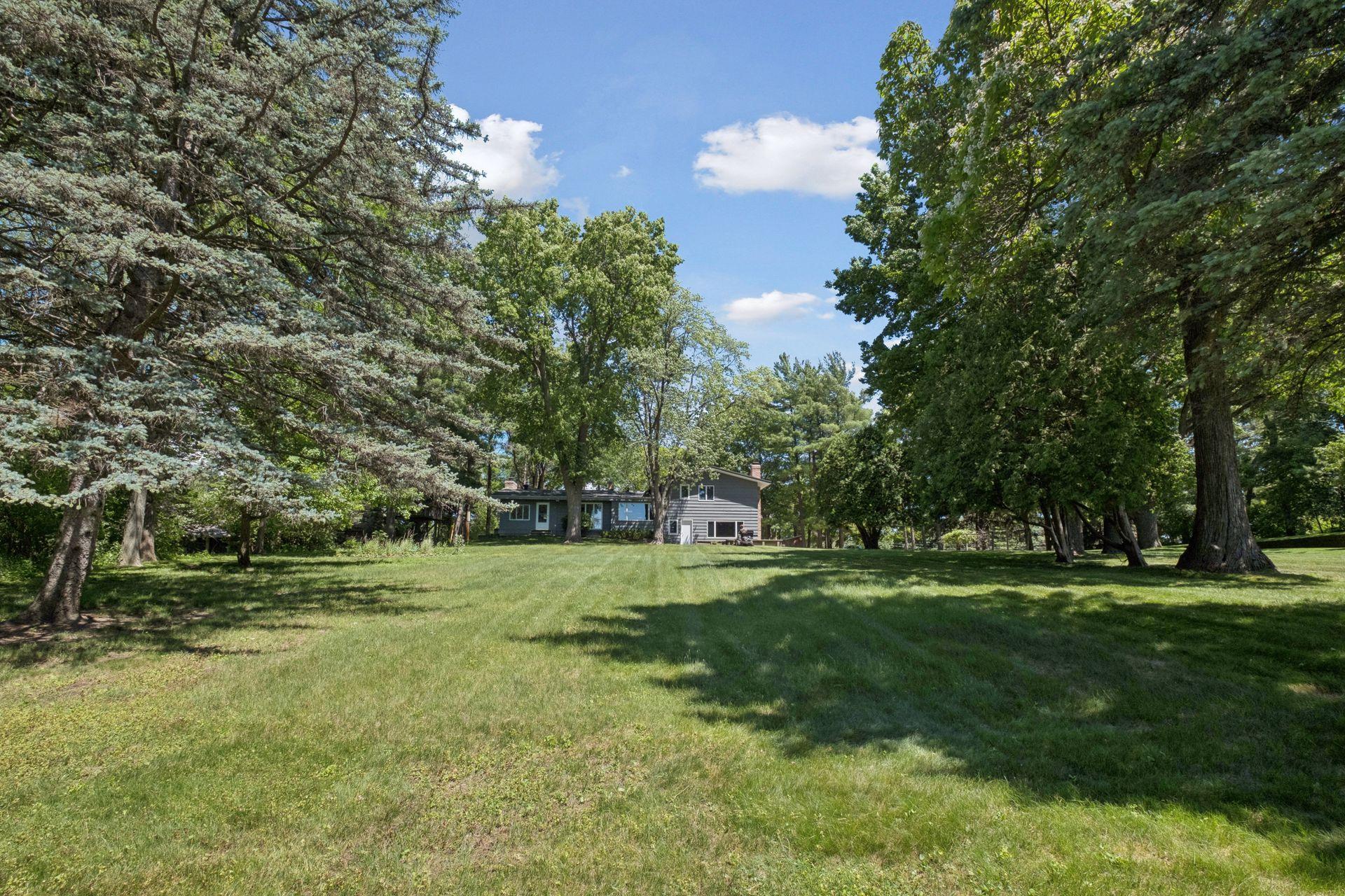 1835 Hunter Lane Property Photo 3