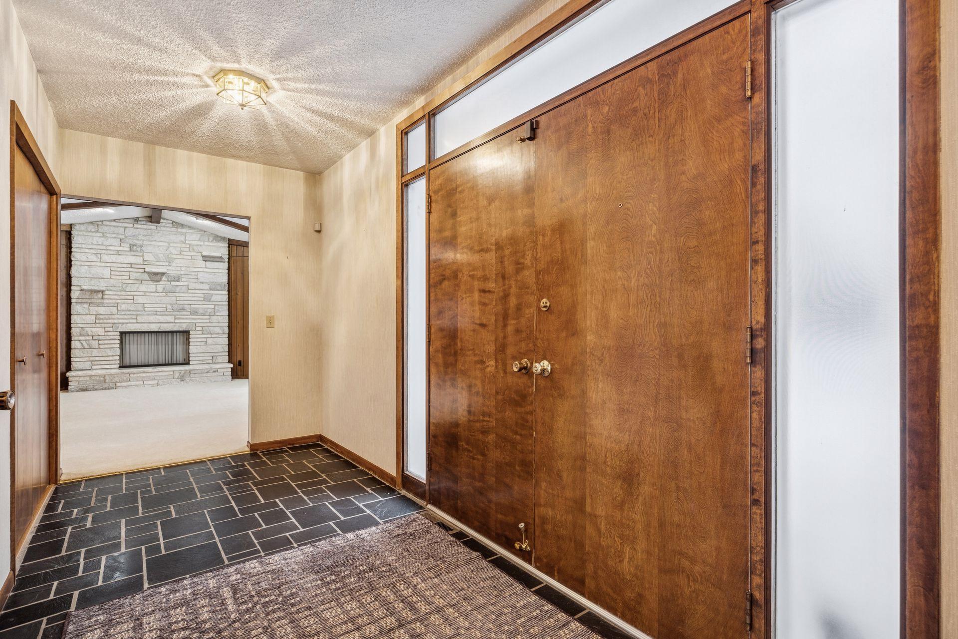 1835 Hunter Lane Property Photo 10
