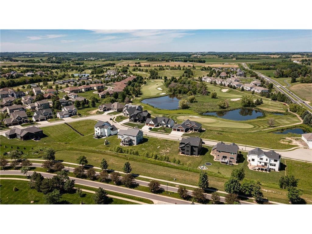 1004 Southwell Enclave Ne Property Photo 6