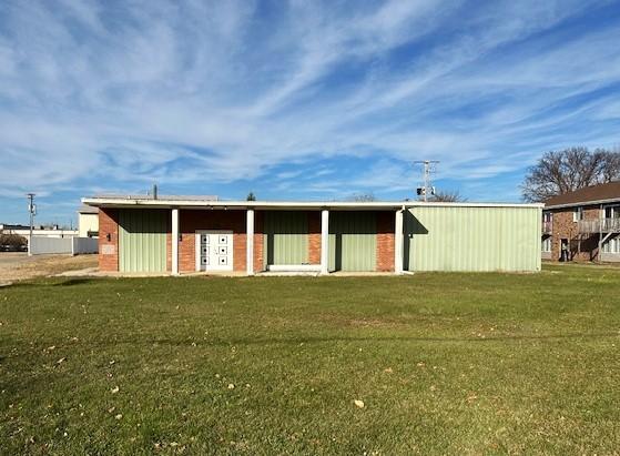 1403 Black Oak Avenue