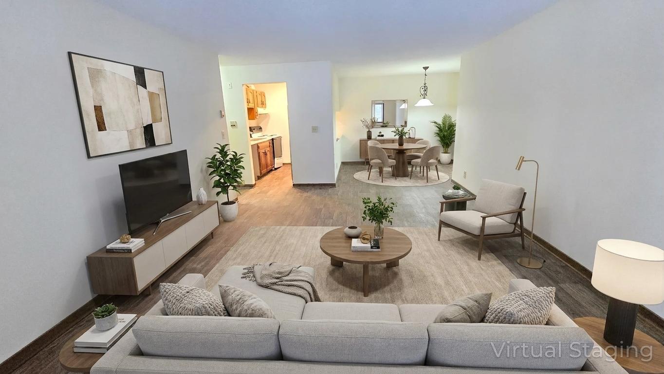 35 Nathan Lane N 114 Property Photo 3