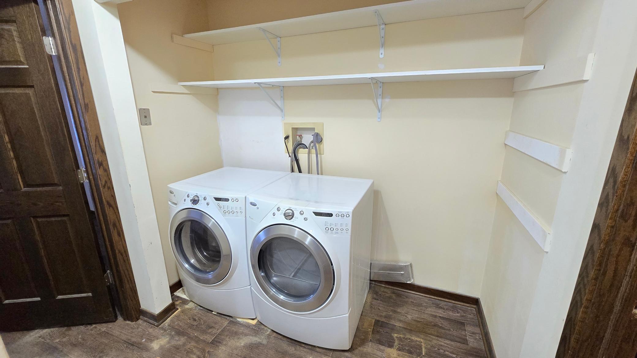 35 Nathan Lane N 114 Property Photo 16