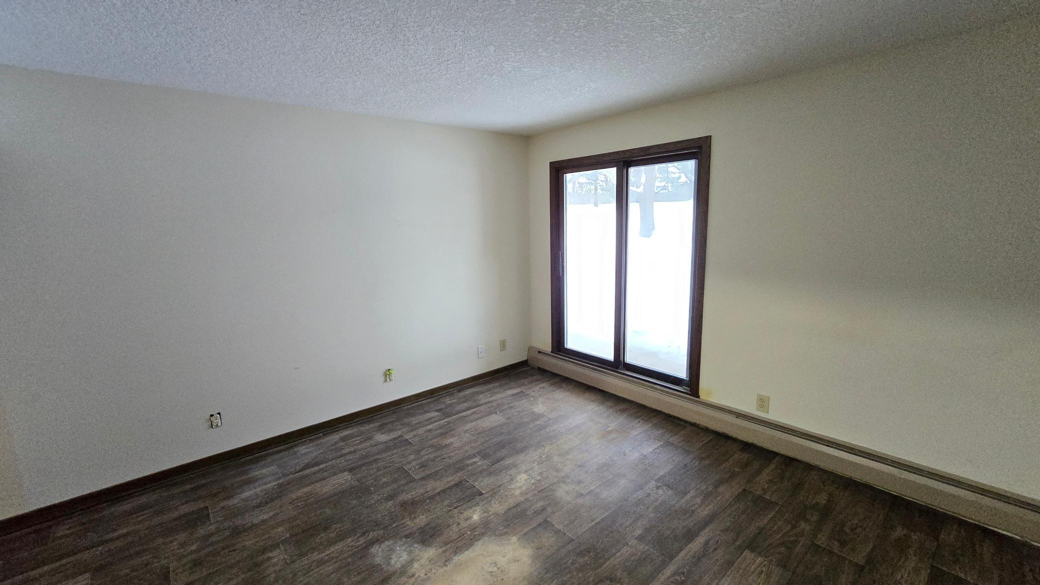 35 Nathan Lane N 114 Property Photo 20