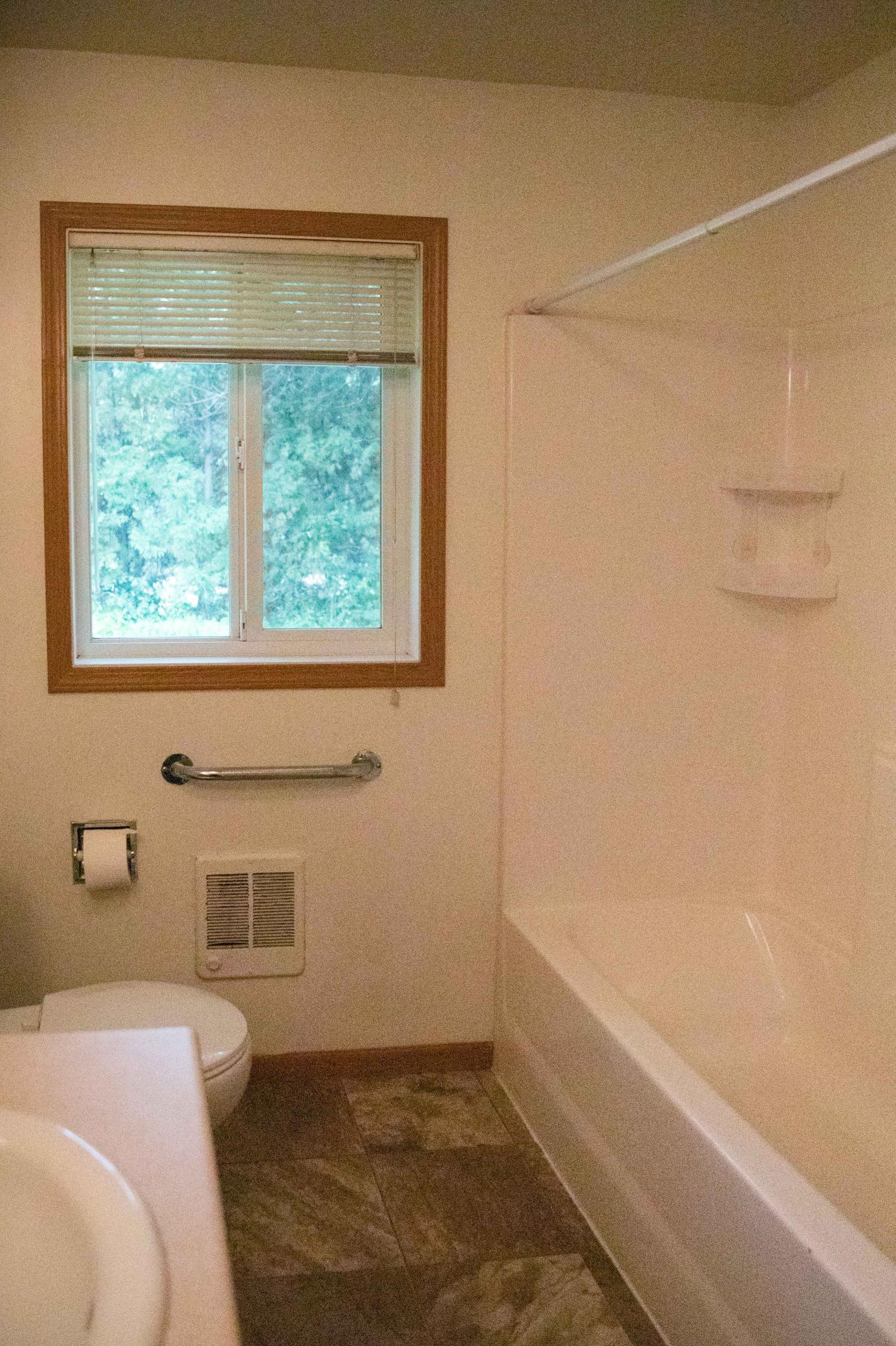 512 Maple Lane Property Photo 13