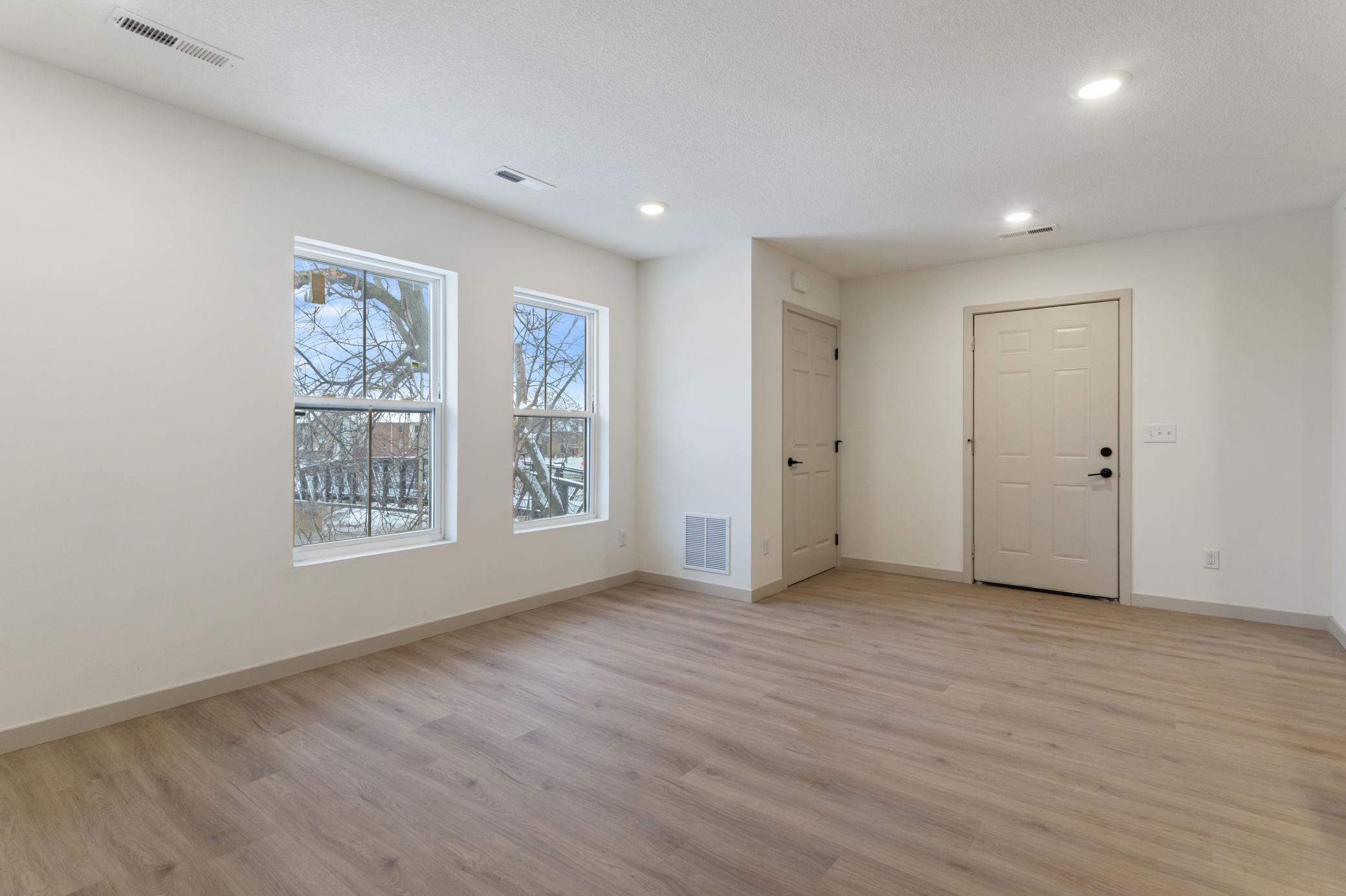 814 6th Street Se Property Photo 28