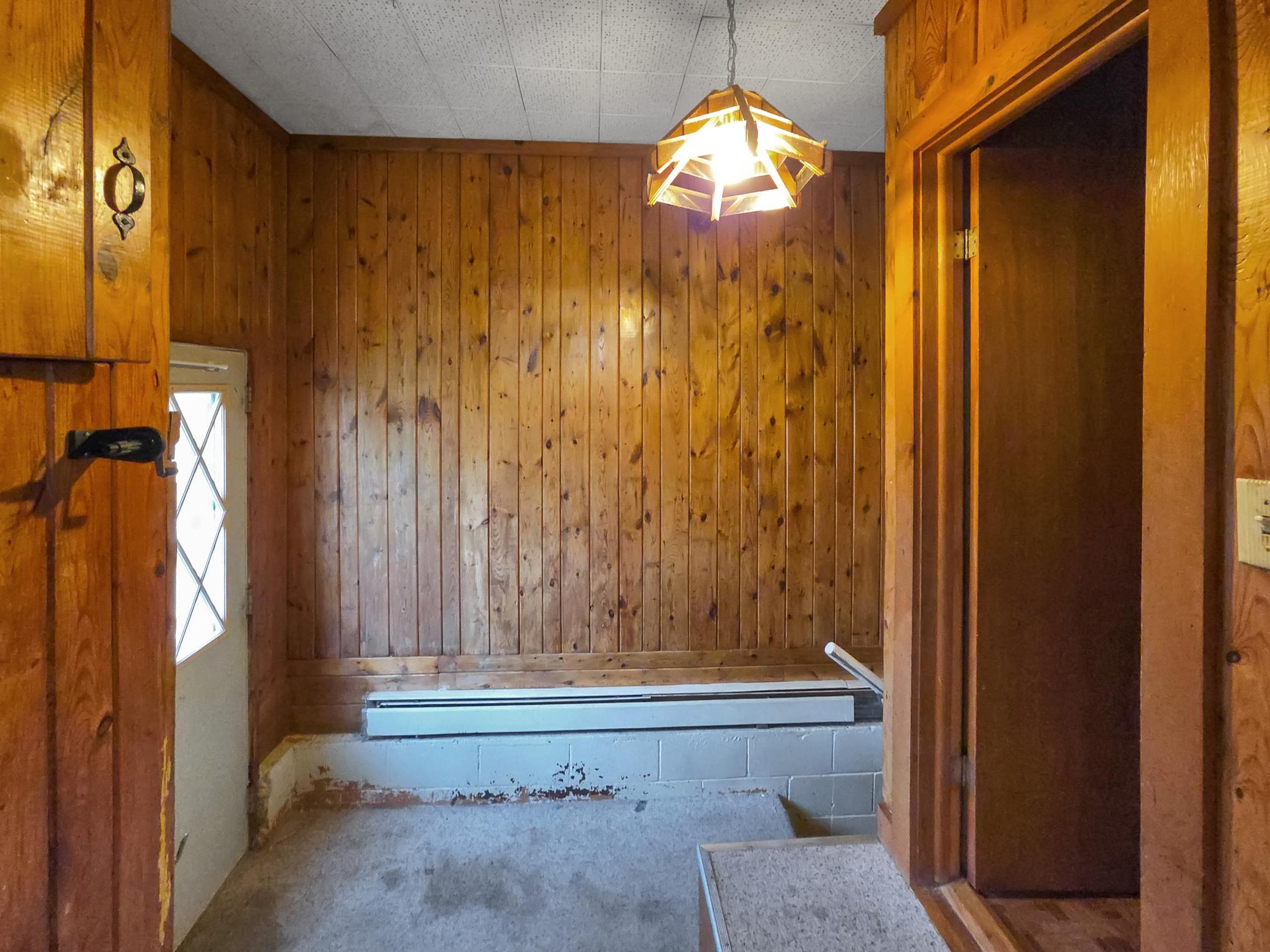 939 Duluth Avenue N Property Photo 16