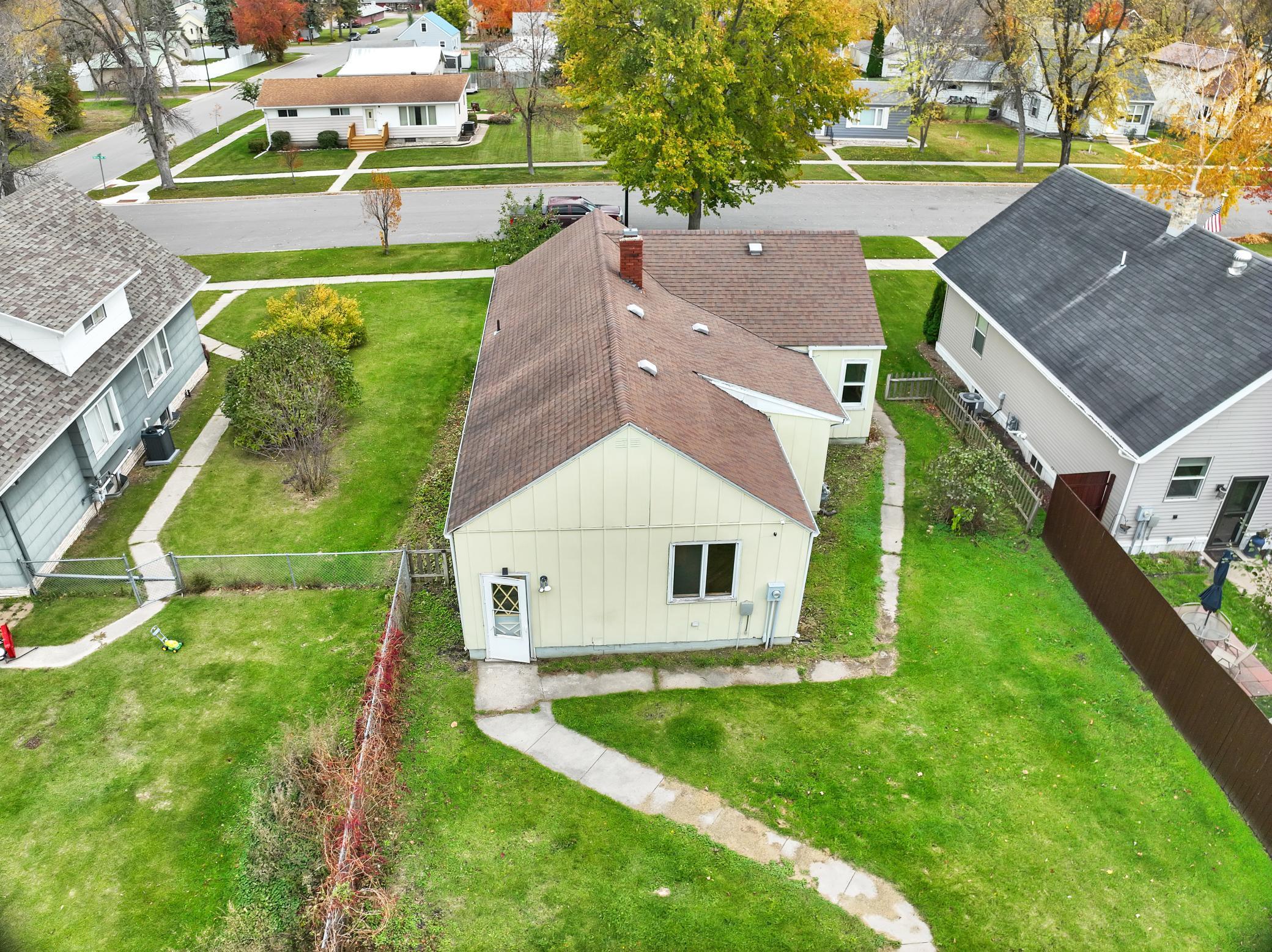 939 Duluth Avenue N Property Photo 20