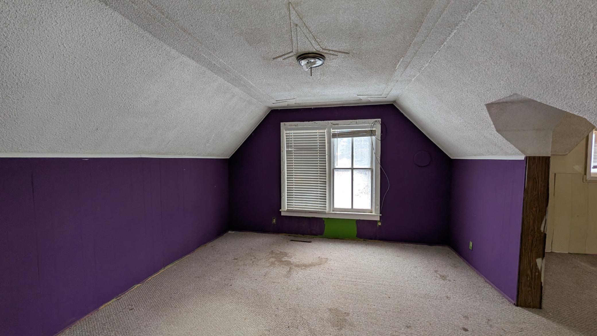 112 Bluff Street E Property Photo 11