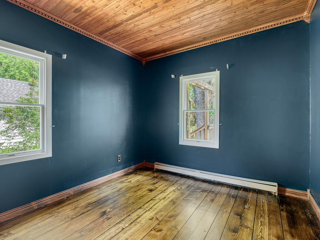 744 N Shore Drive Property Photo 10